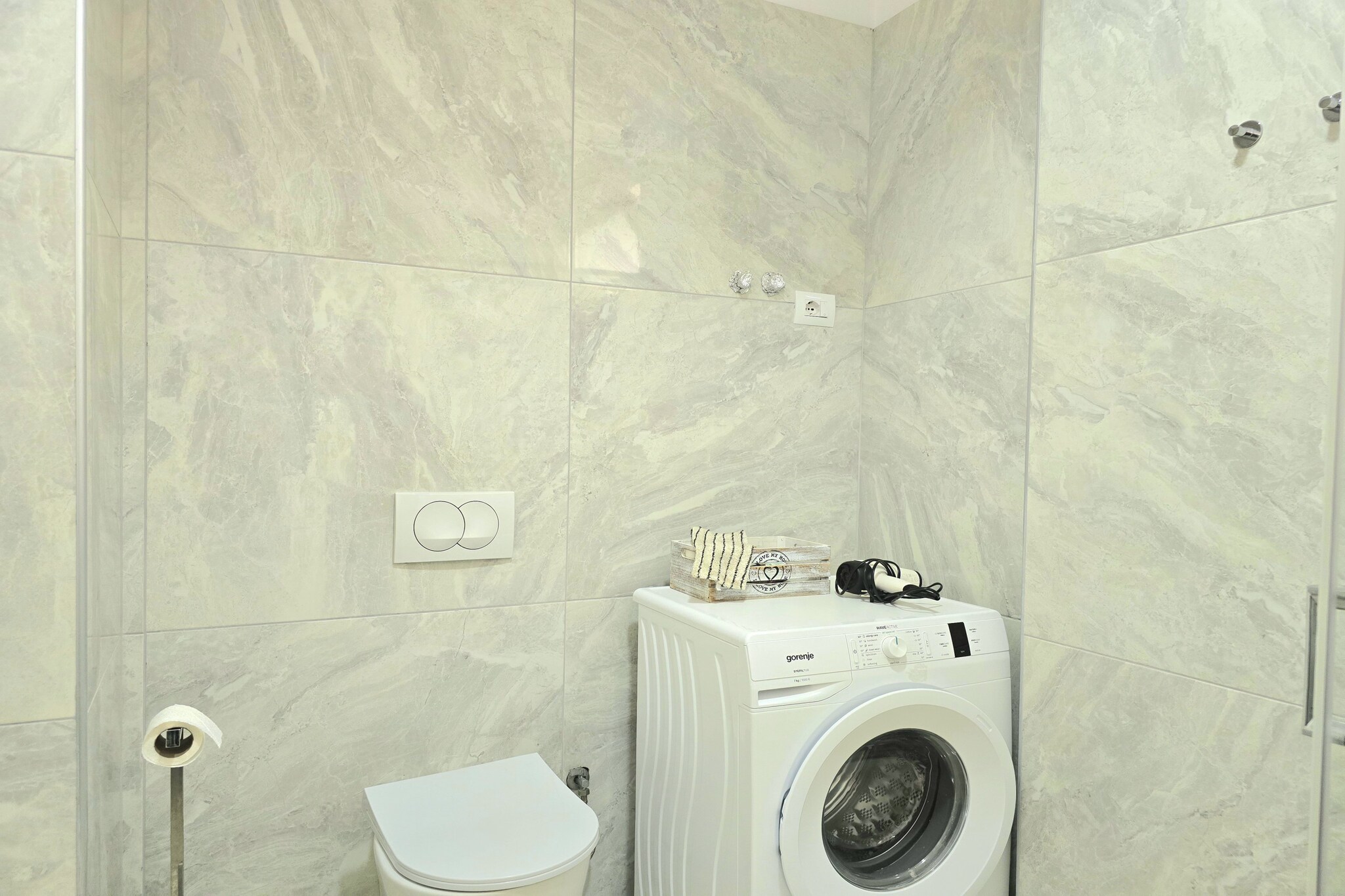 ALD216 - Felix Penthouse-Bathroom