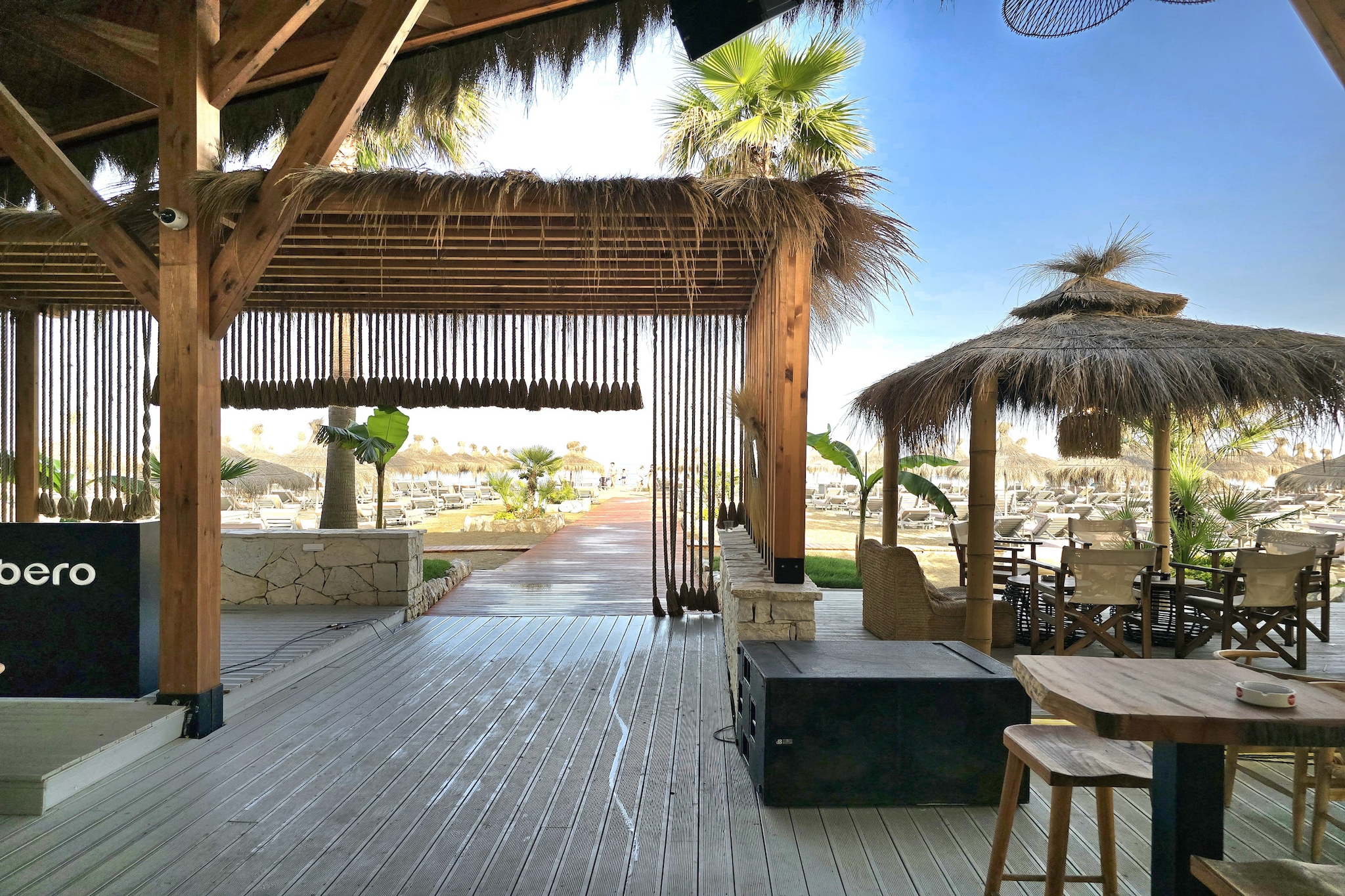 ALD216 - Felix Penthouse-Image-tags.resort