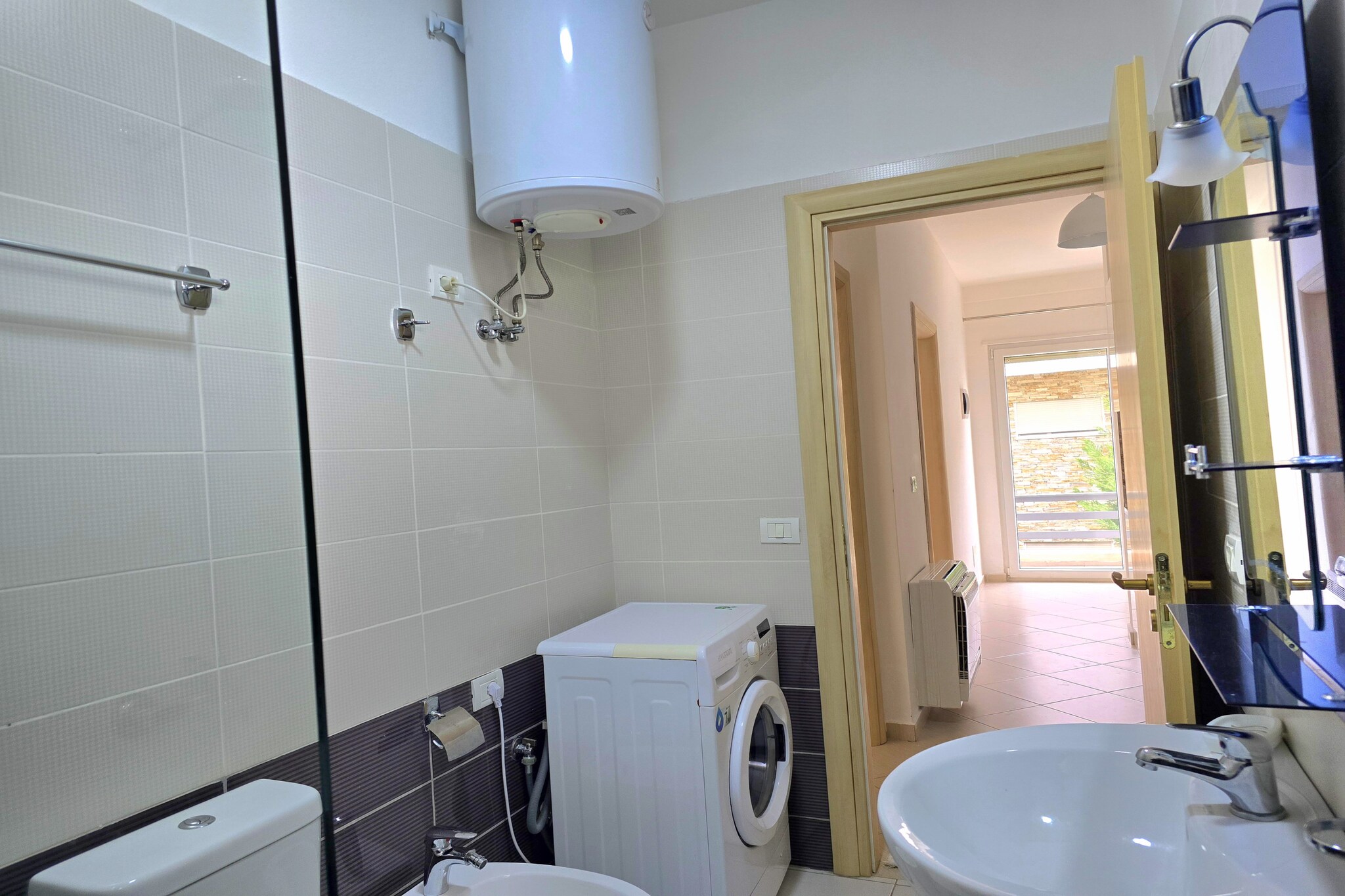 ALD156 - Landi-Badkamer