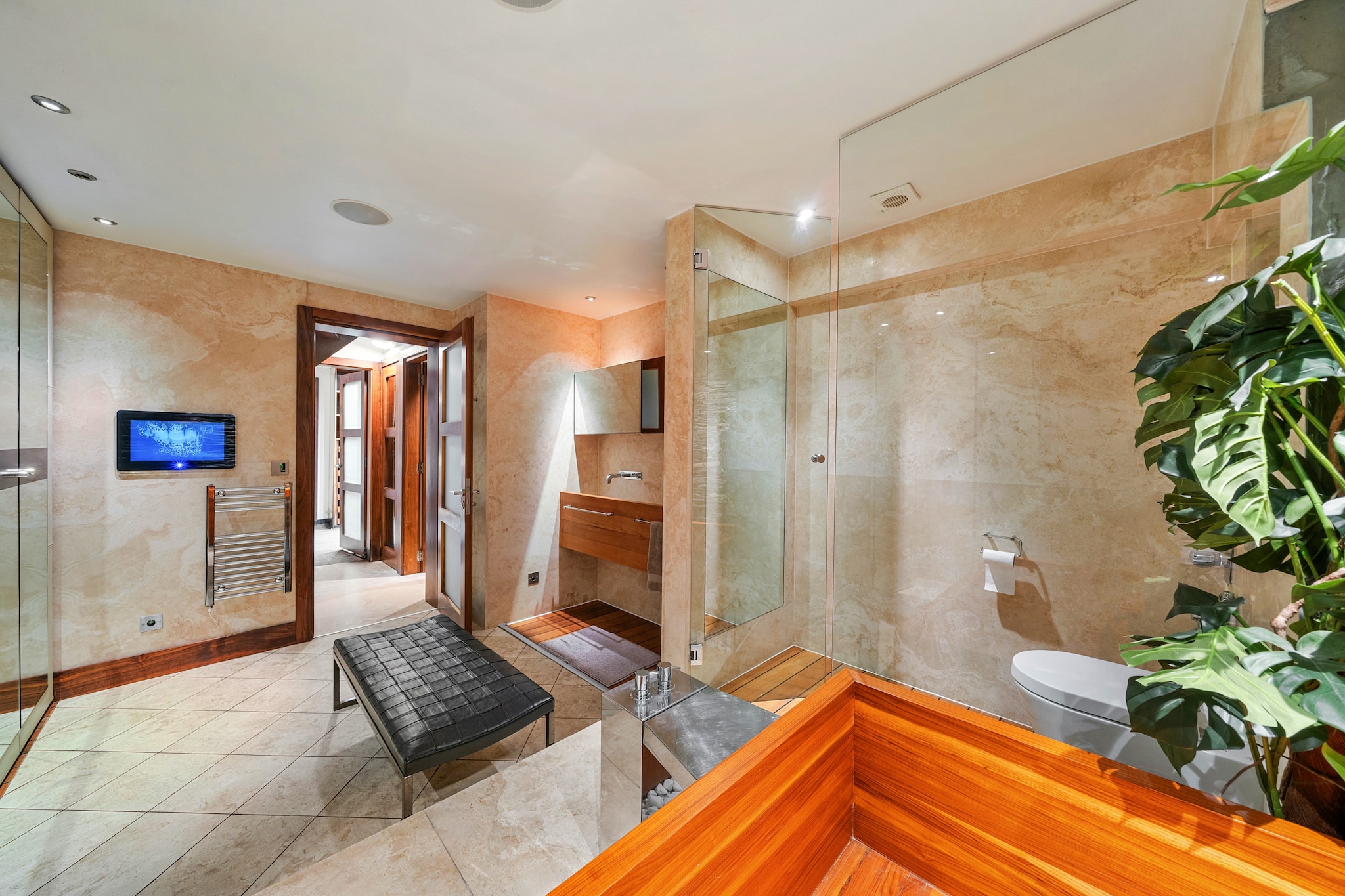 Kensington Residence-Badkamer