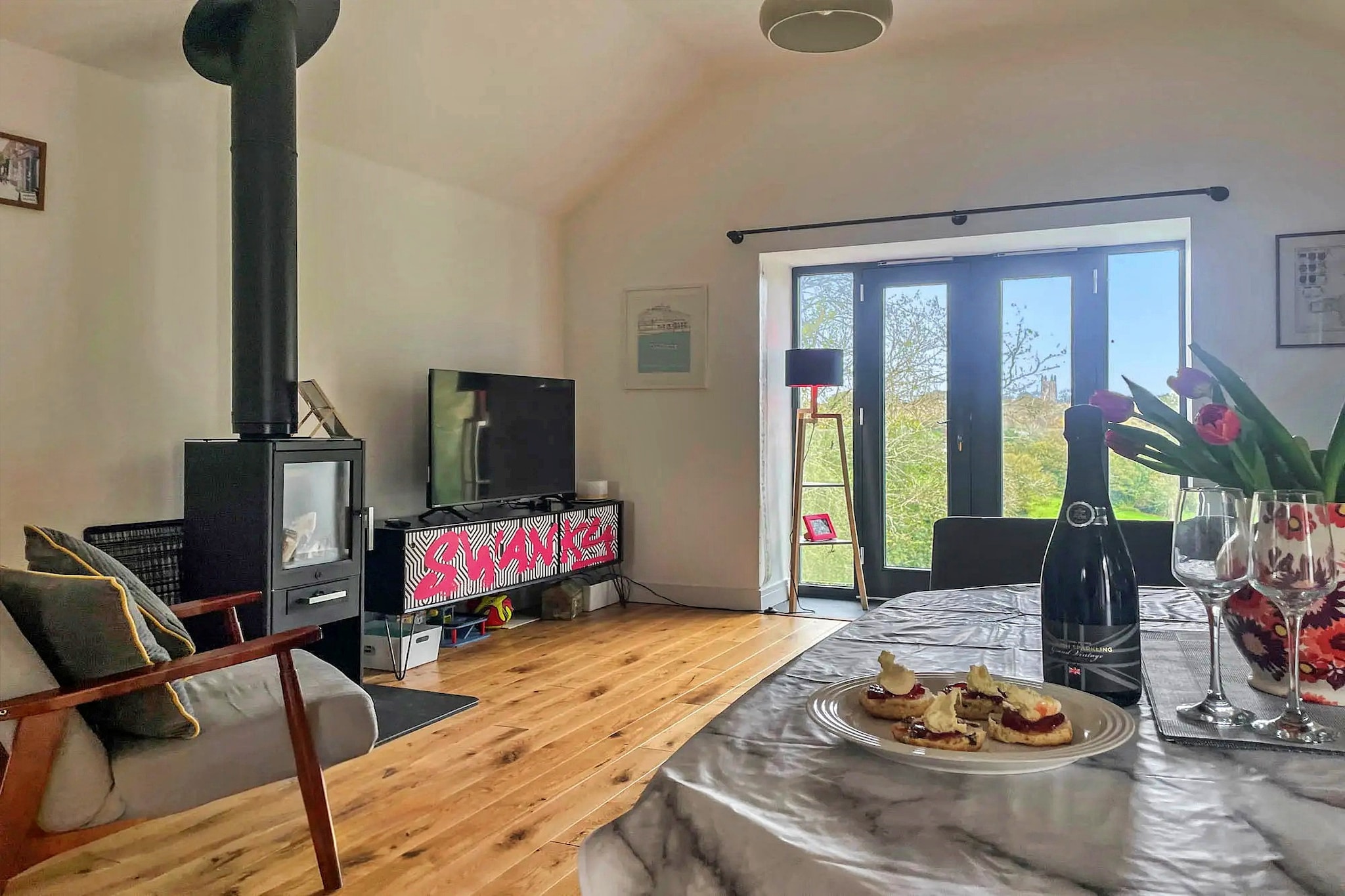 Wiggle Barn, Kingsand-Woonkamer