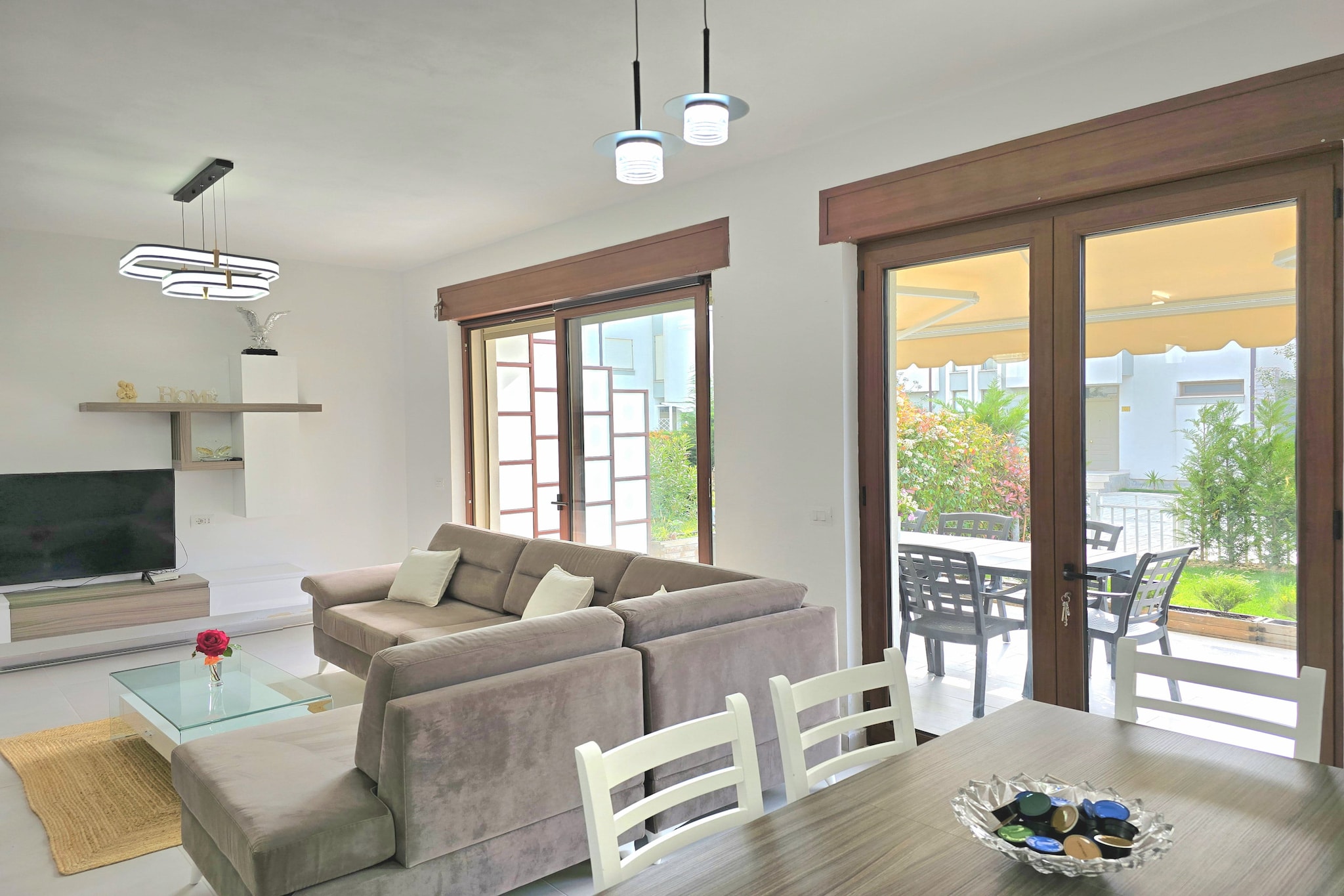 ALD161 - Vila 47 Dori-Dining room