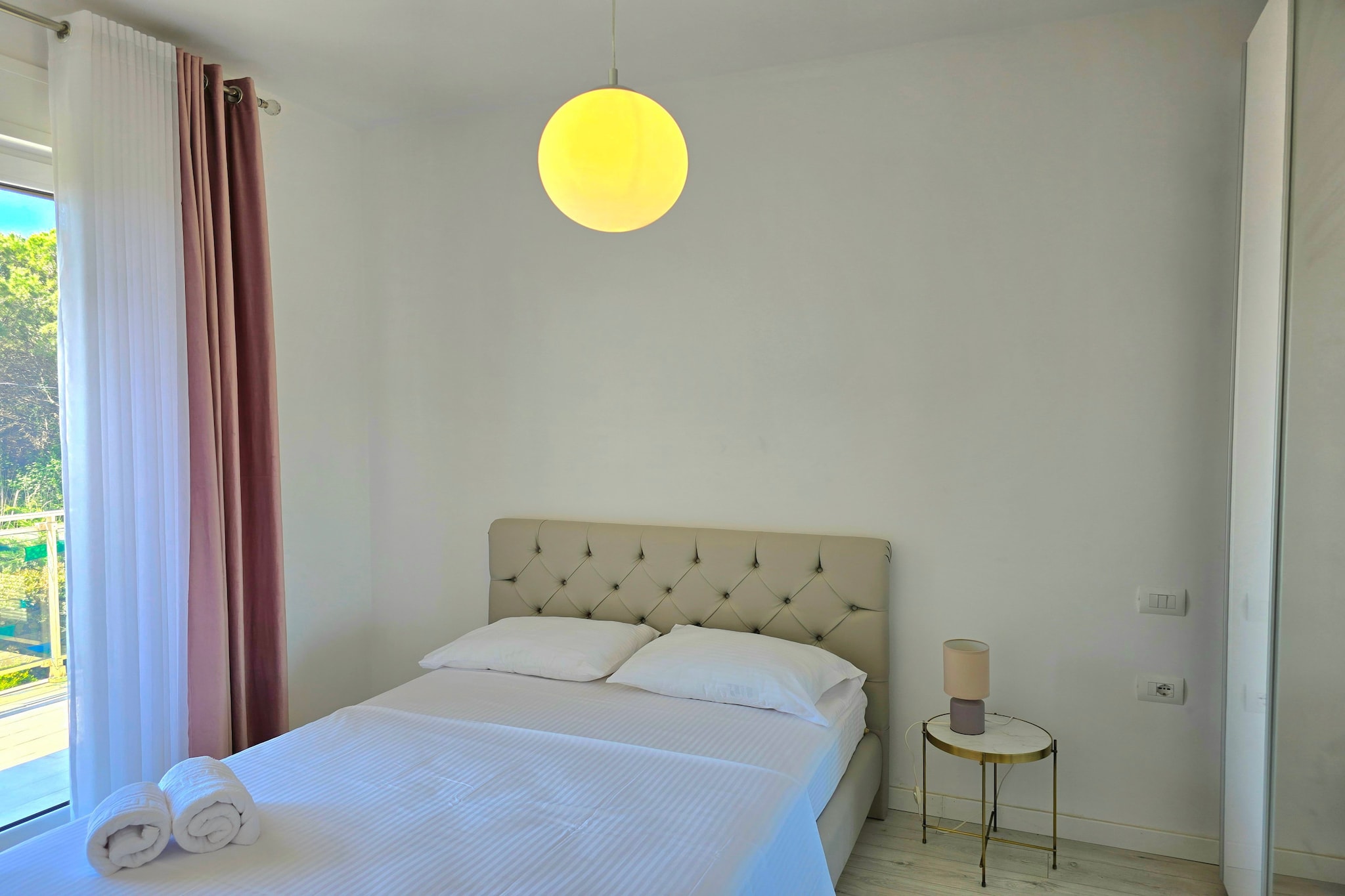 ALD276 - Vila 99 Edlira Lalez Perla-Bedroom