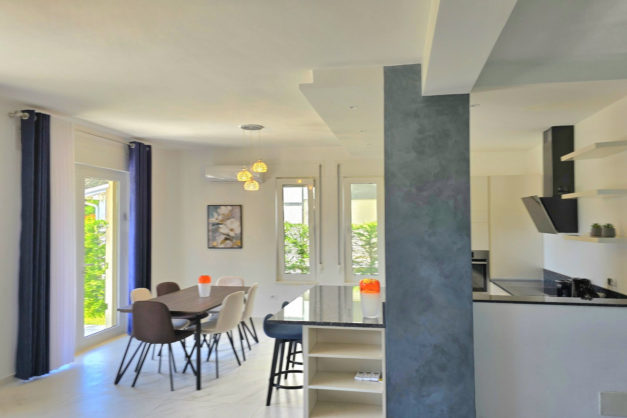 ALD276 - Vila 99 Edlira Lalez Perla-Dining room