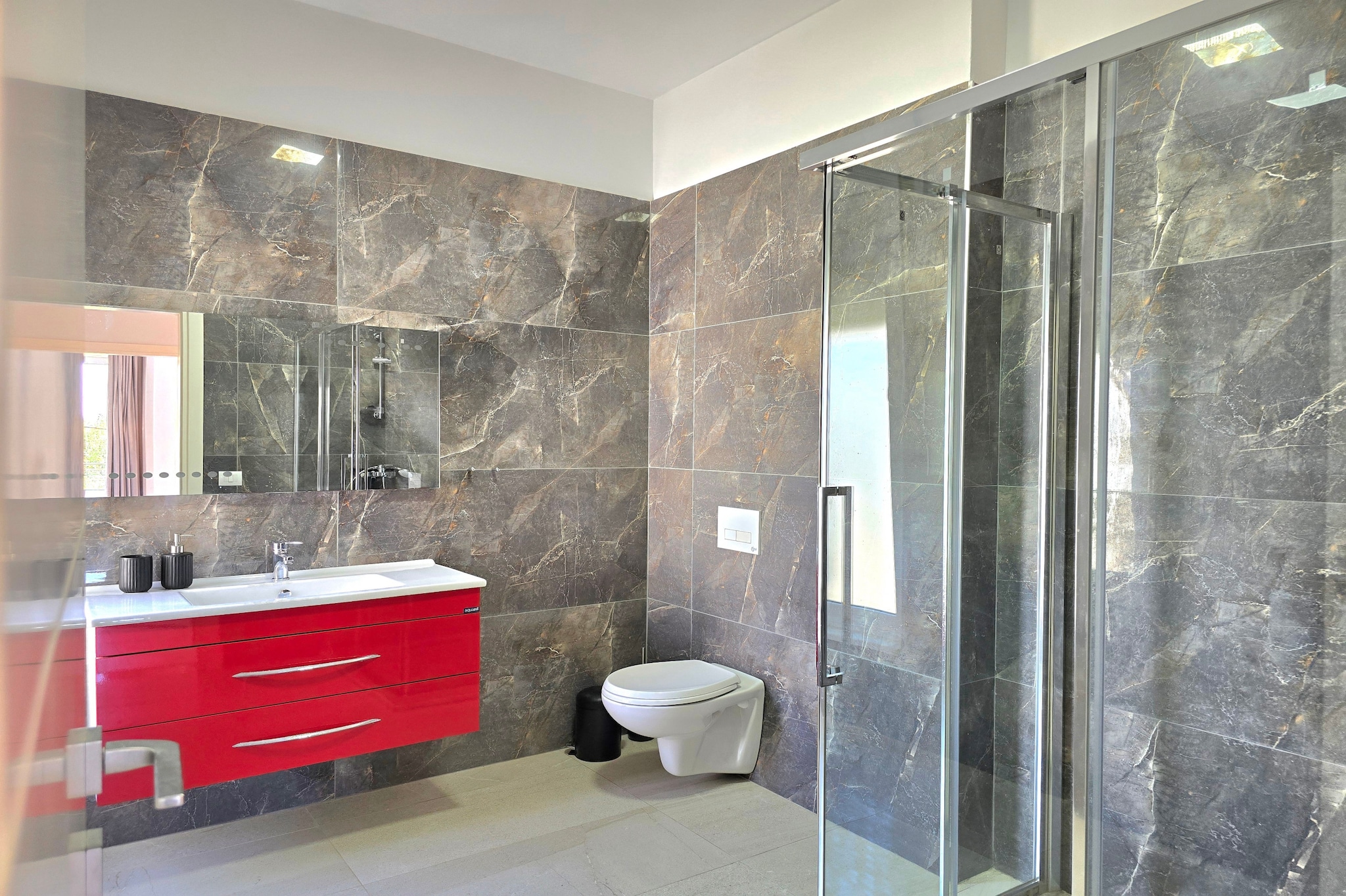 ALD276 - Vila 99 Edlira Lalez Perla-Bathroom