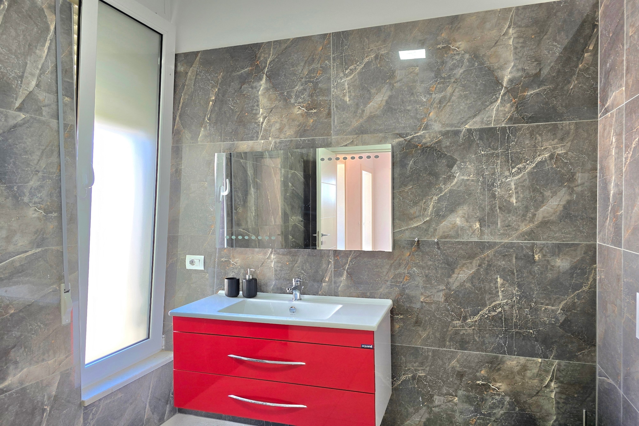 ALD276 - Vila 99 Edlira Lalez Perla-Bathroom
