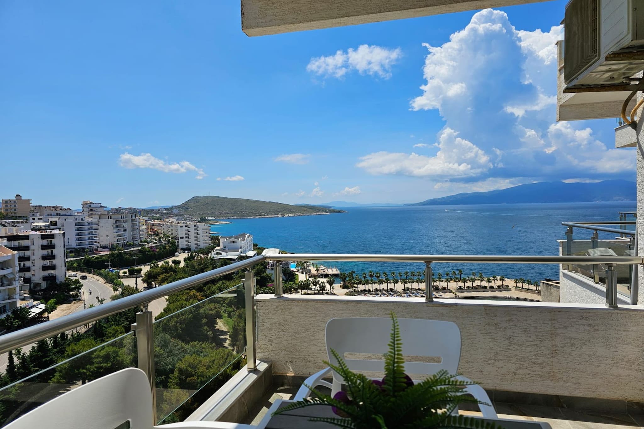 ALS281 - Patrycia Ap-Terrace balcony