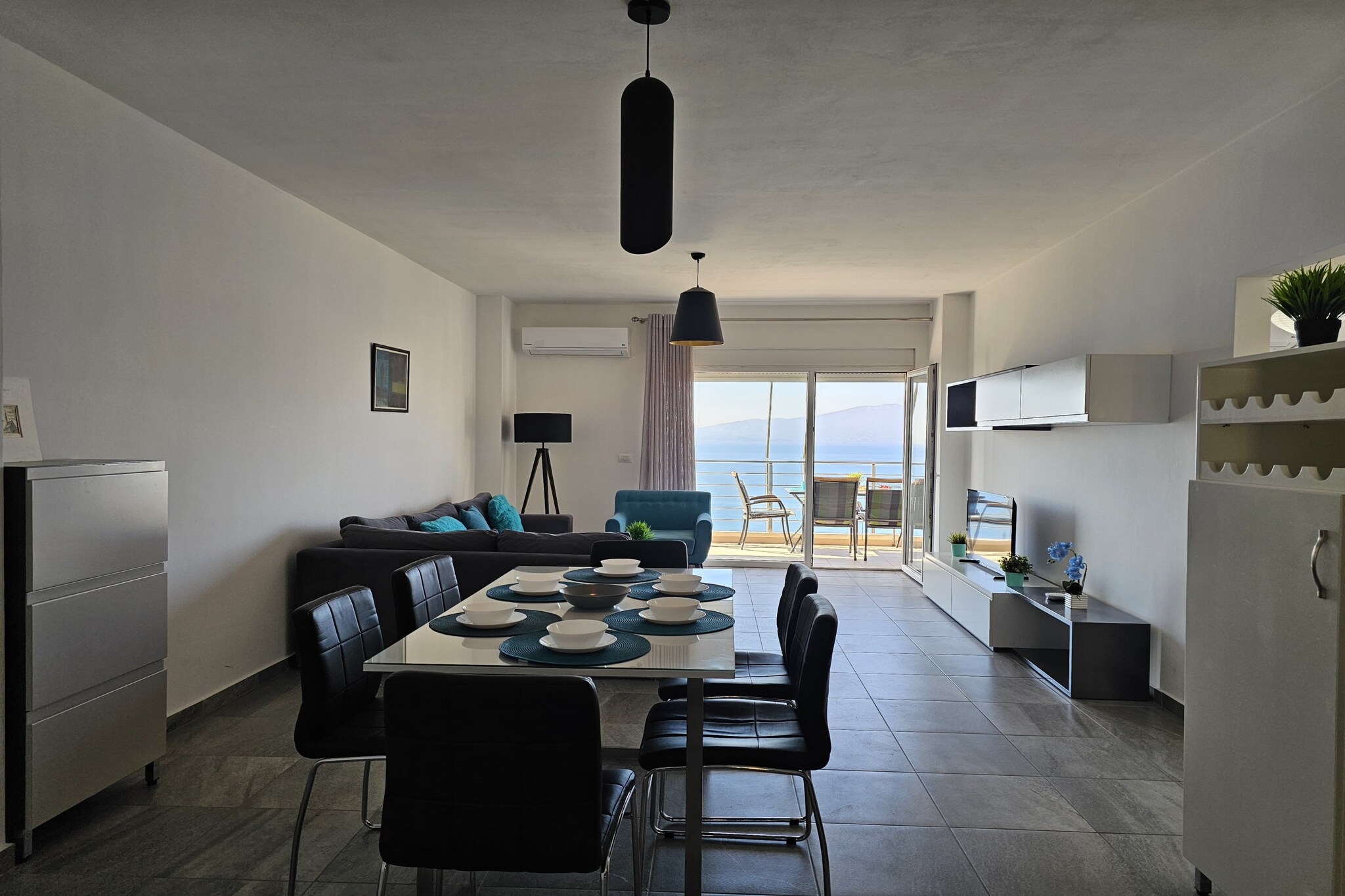 Wonderful Apartment in Saranda - 272-Dining room