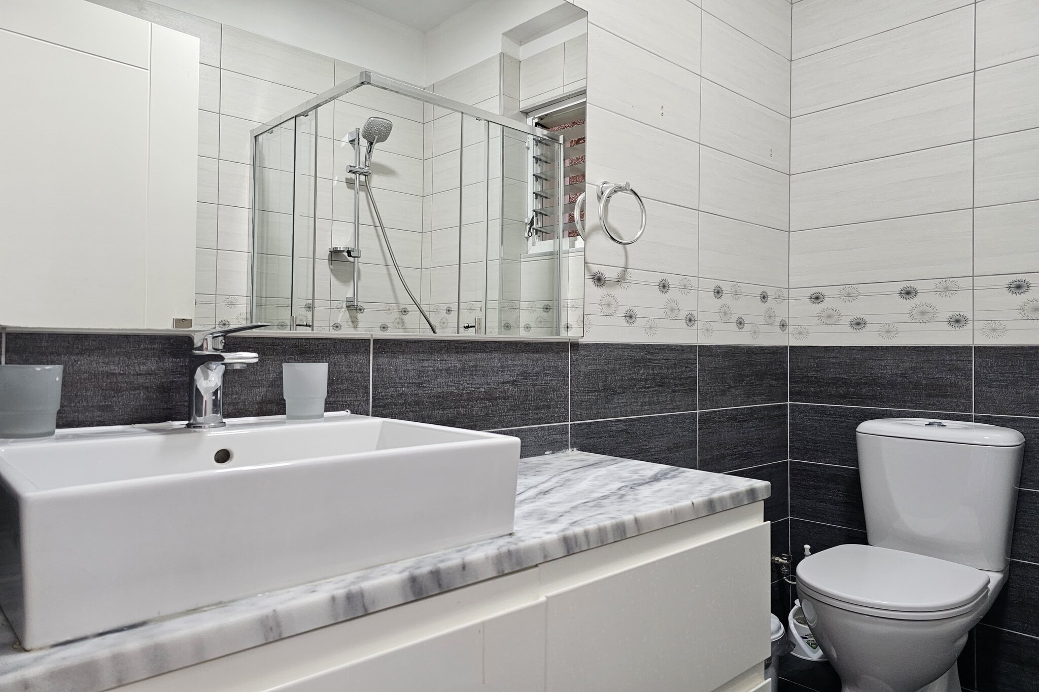 Wonderful Apartment in Saranda - 272-Bathroom