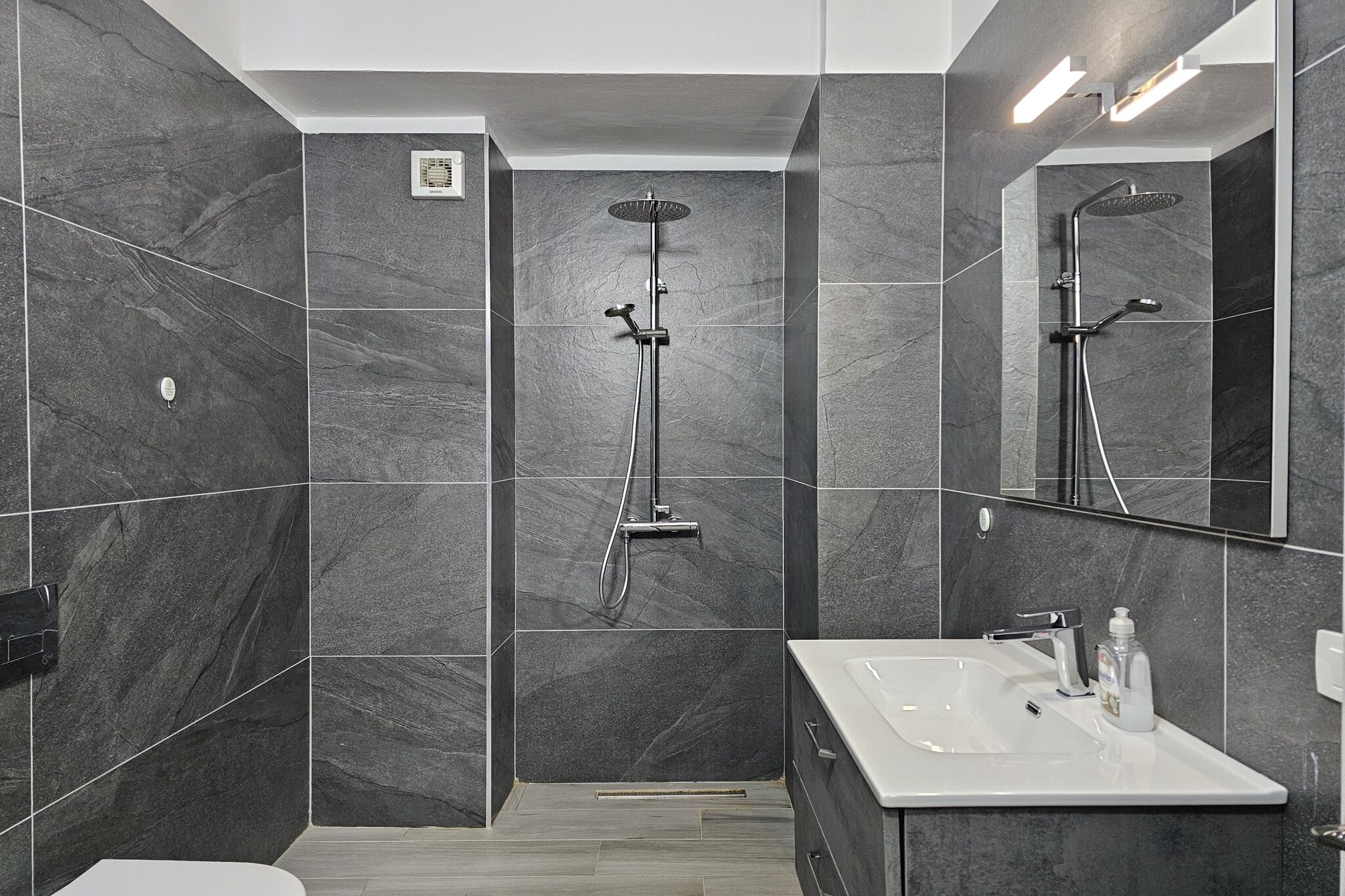 ALS002 - Erik SR Terrace-Salle de bain