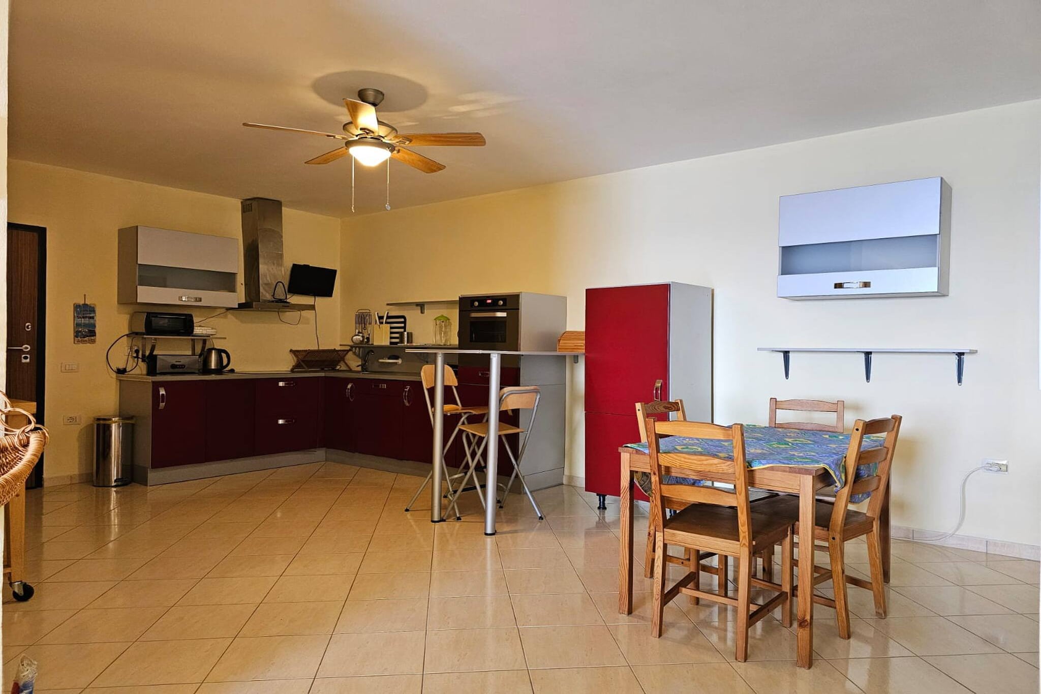 Front line apartment in Saranda - 254-Kitchen