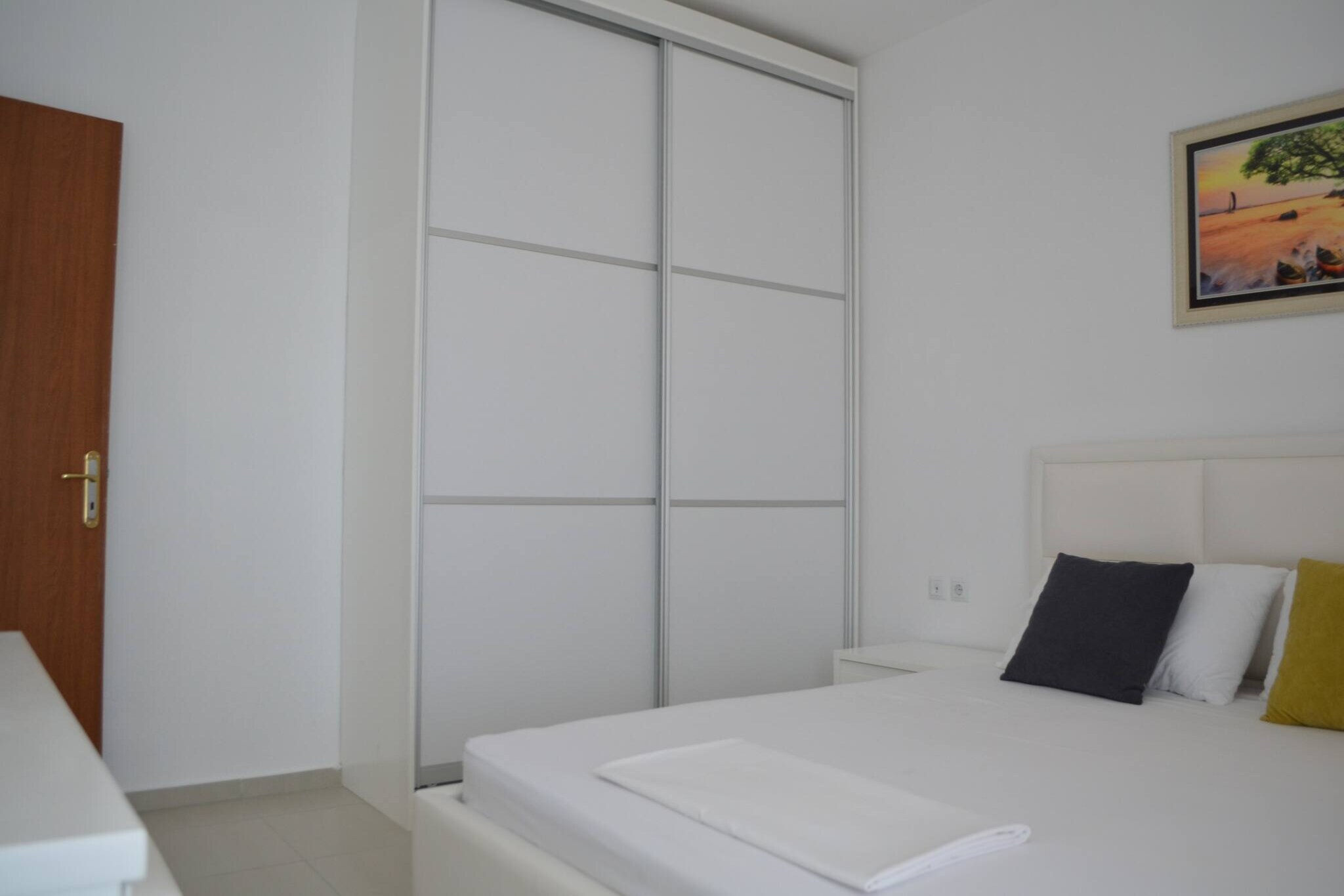 Beautifu Sea View Apartment in Saranda - 271-Bedroom