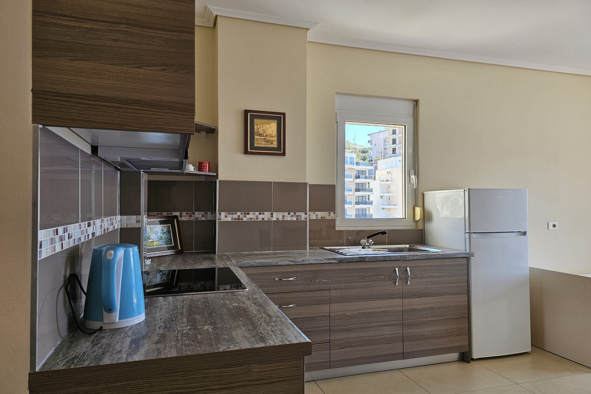 ALS161 - Ap te Santa - Sunrise Ap In SR-Kitchen