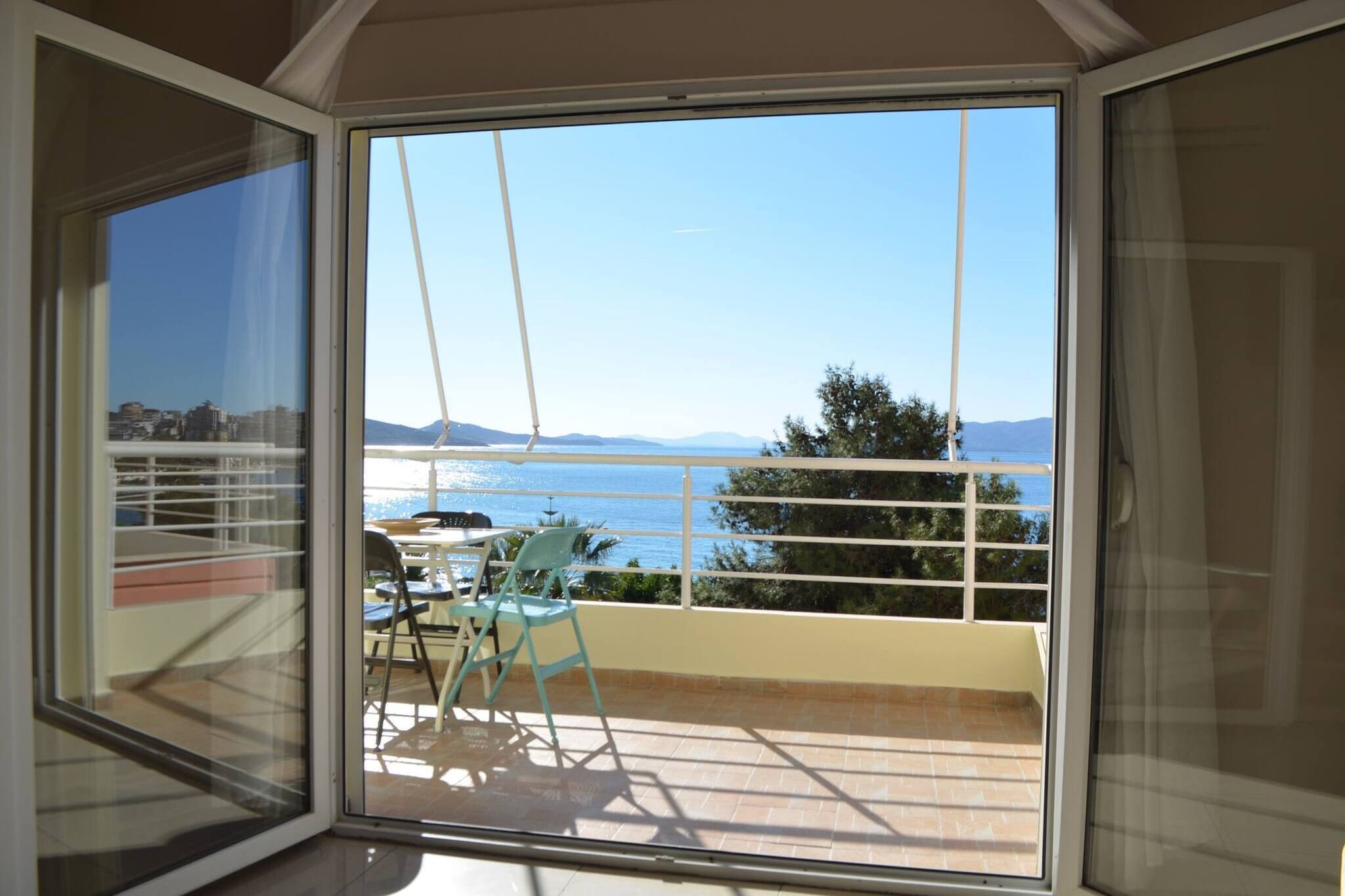 ALS015 - Oliver -  Saint Tropez Ap.-Terrasbalkon