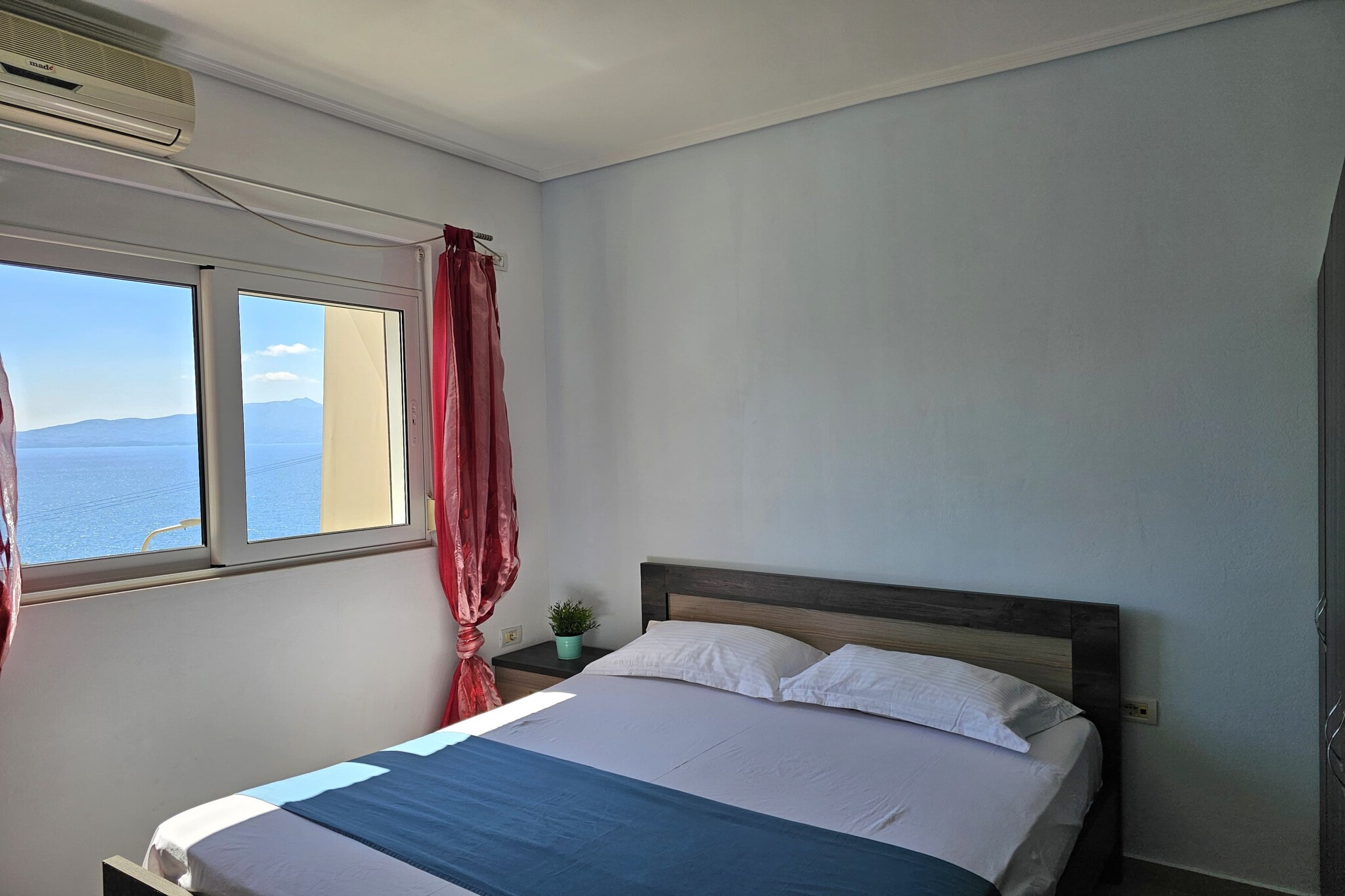 ALS162 - Ap Te Santa - Sunrise Ap In Sr-Bedroom