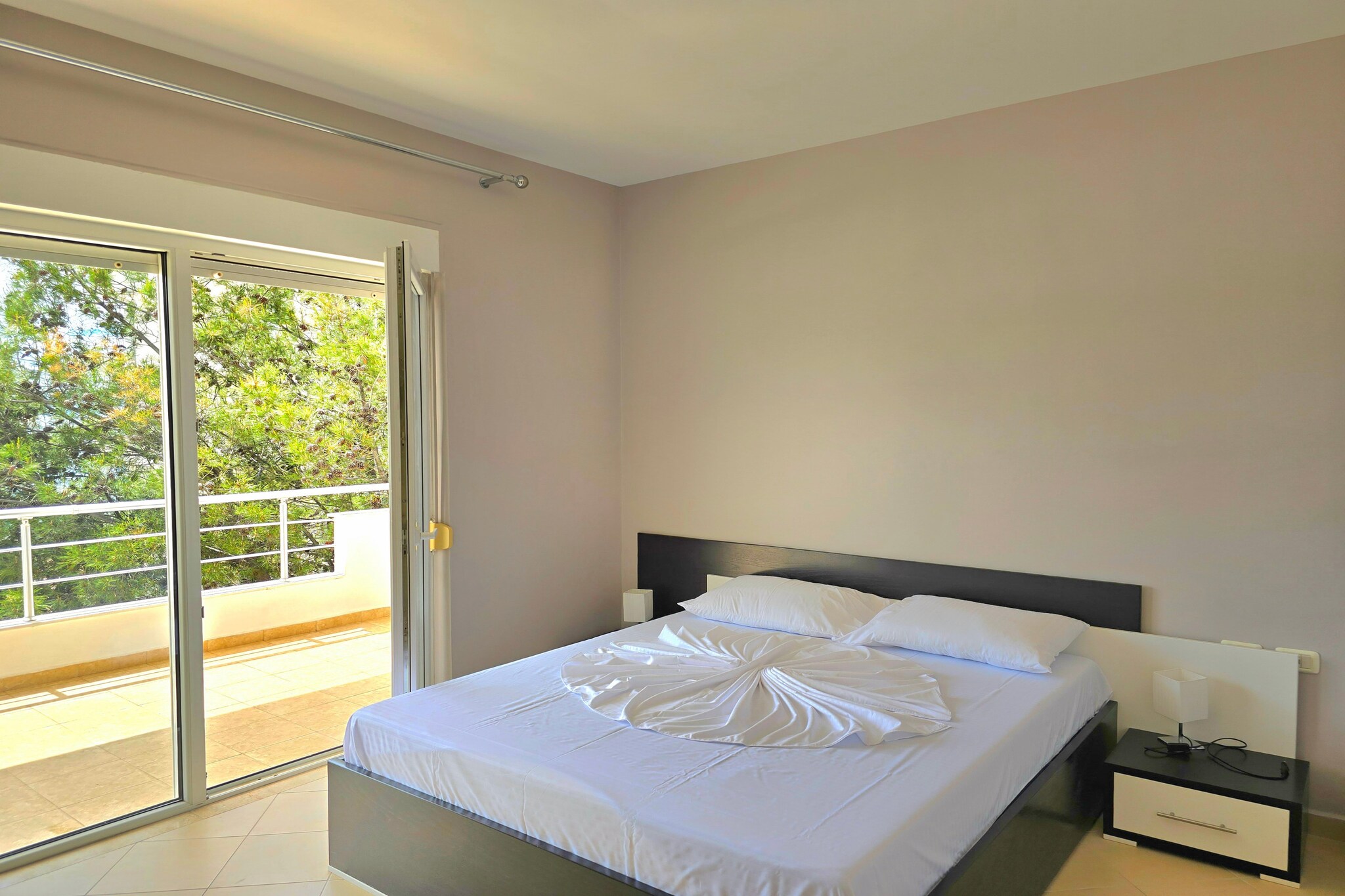 Sea View Apartment in Saranda- 214-Chambre