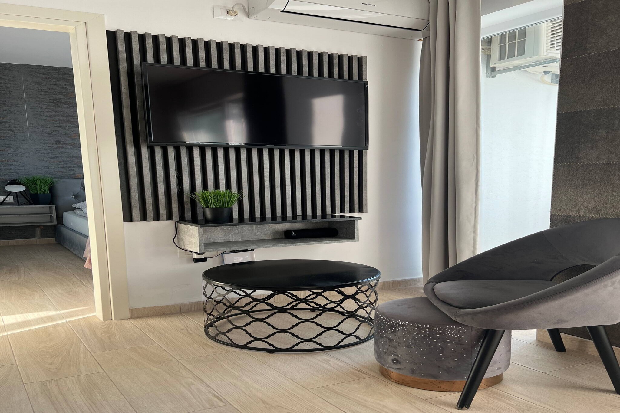 ALS286 - Sr Luxury Ap-Living room