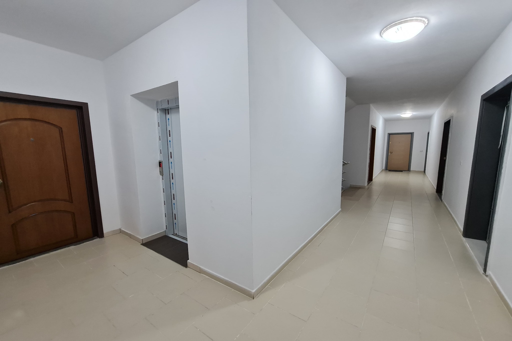 Sea Scape Apartment Inside View-Overloop