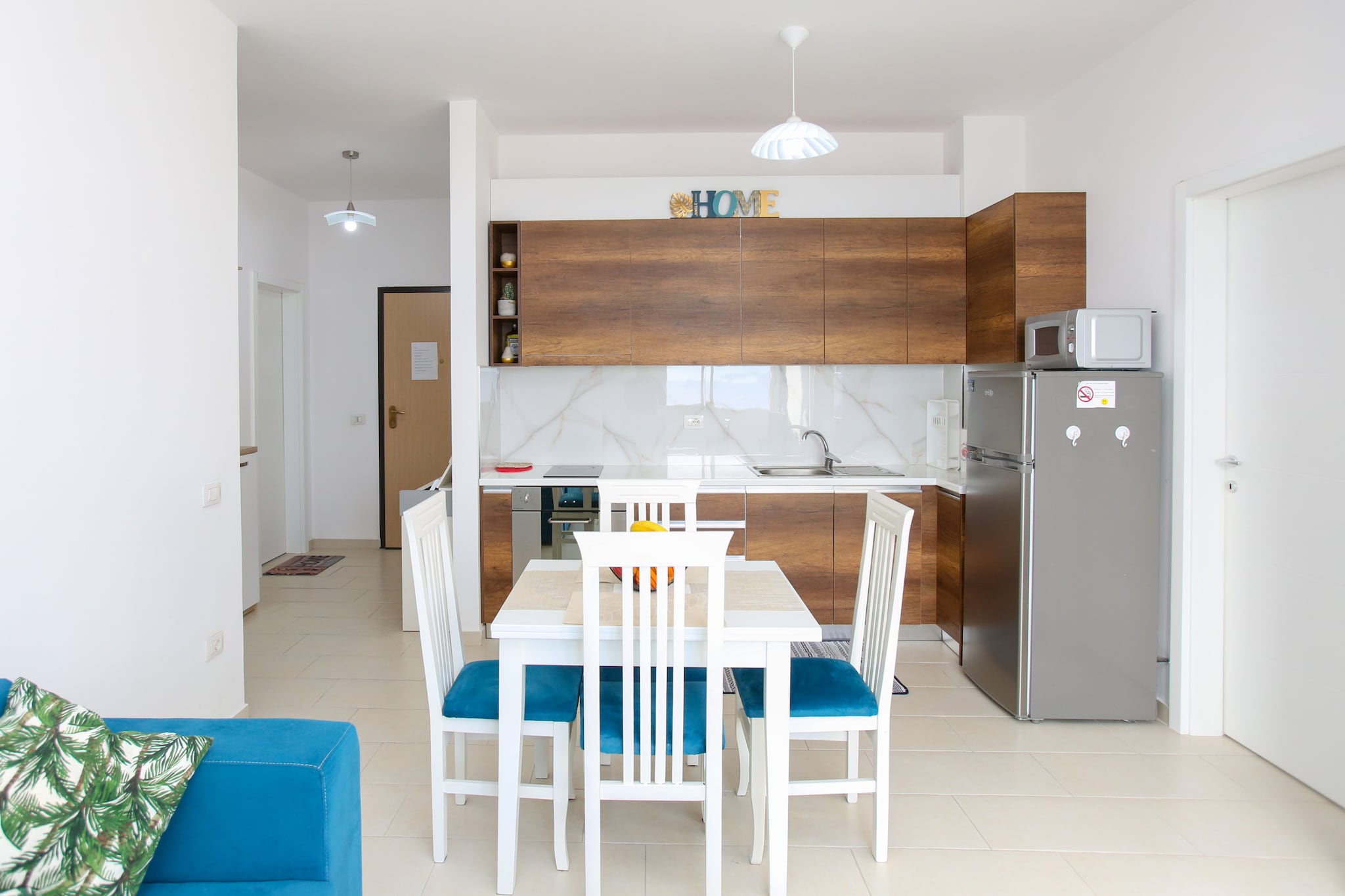 Richard 007-Dining room