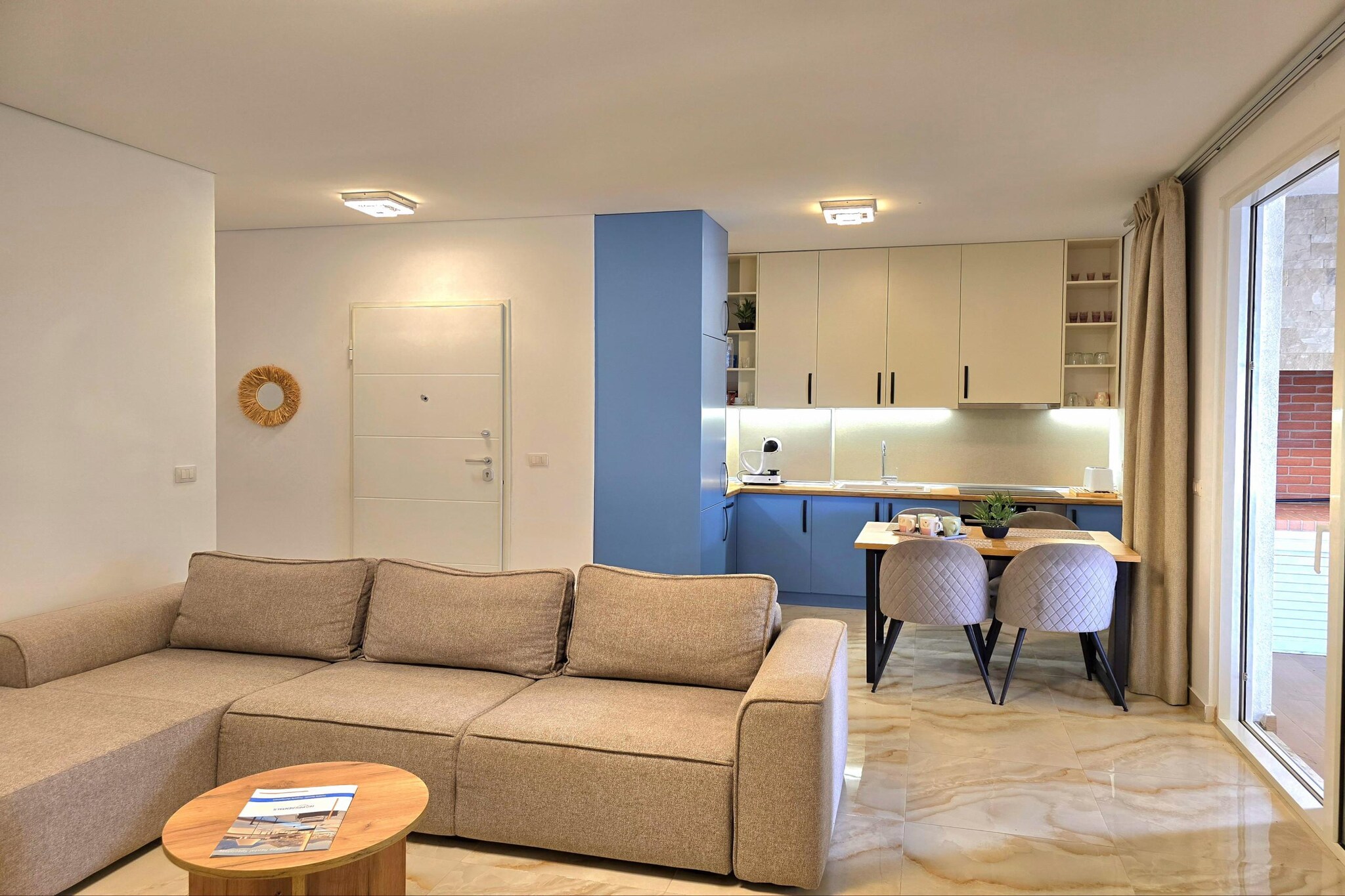 ALD285 - Zsolt San Pietro Lalez-Living room