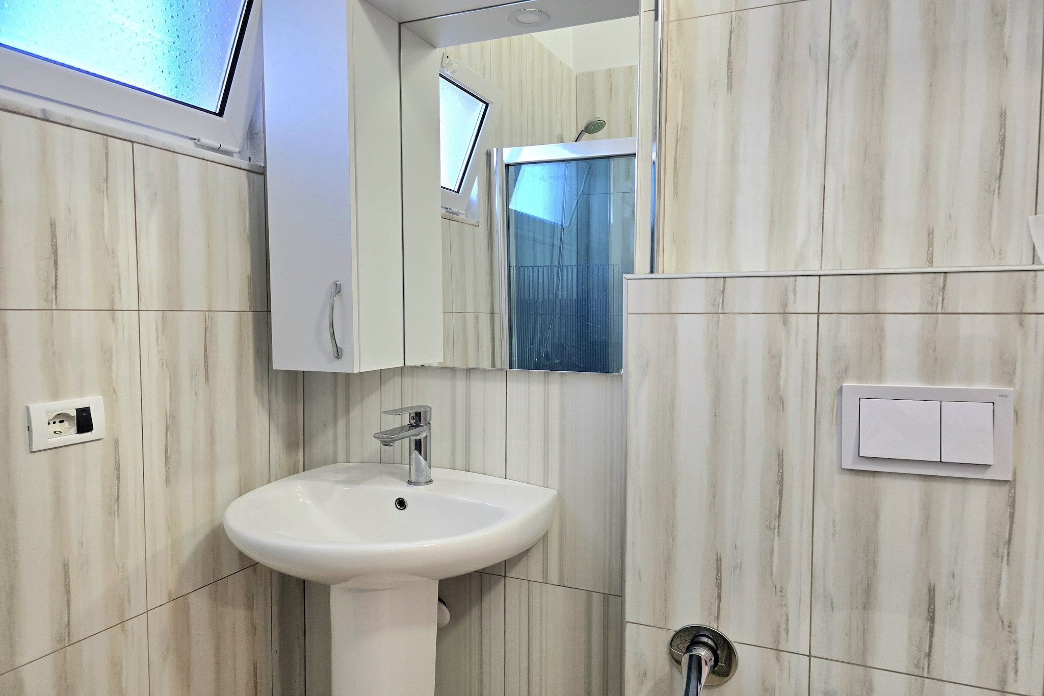 ALD085-Badkamer