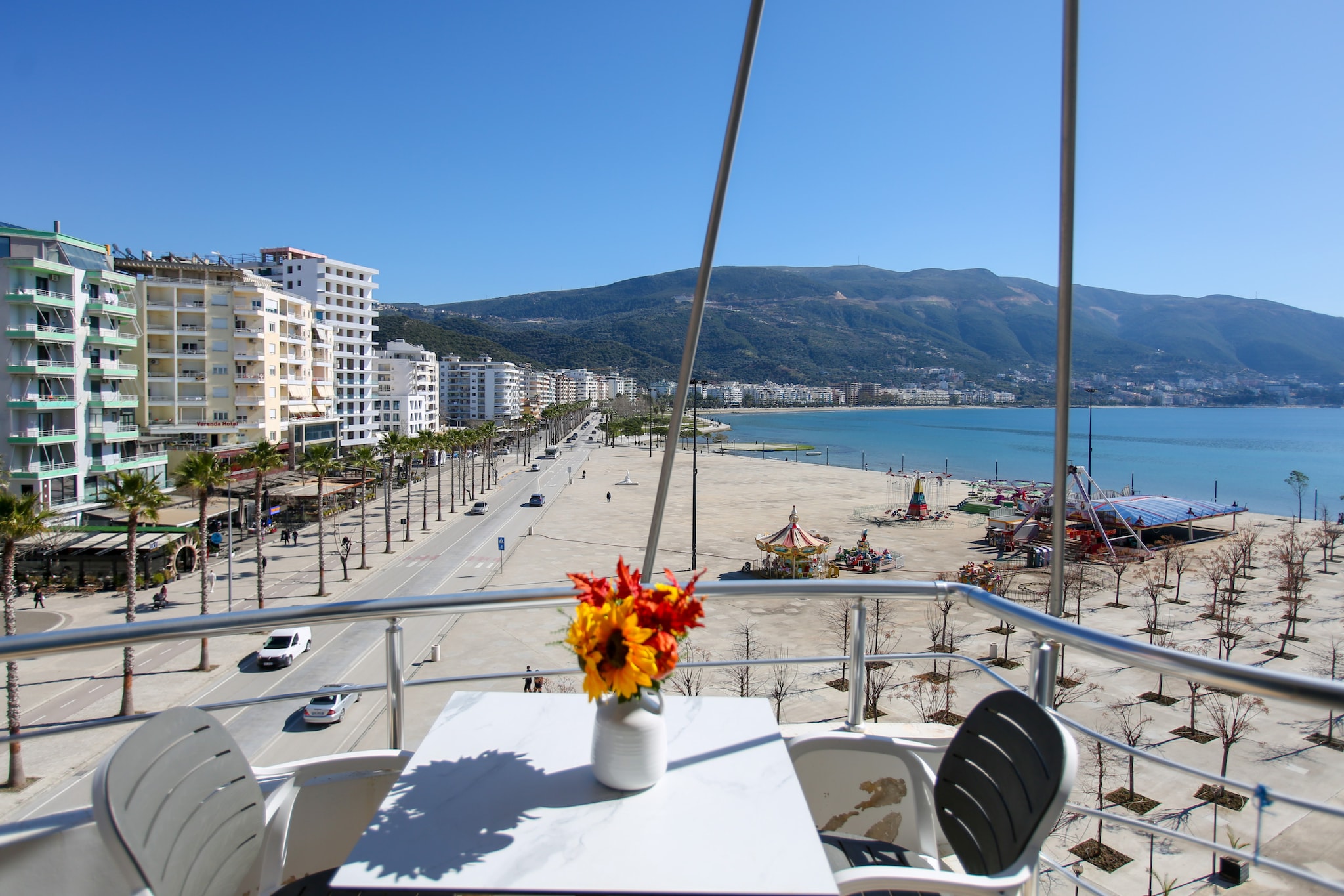 Holiday Apartment Central & Sea View-Terrasbalkon