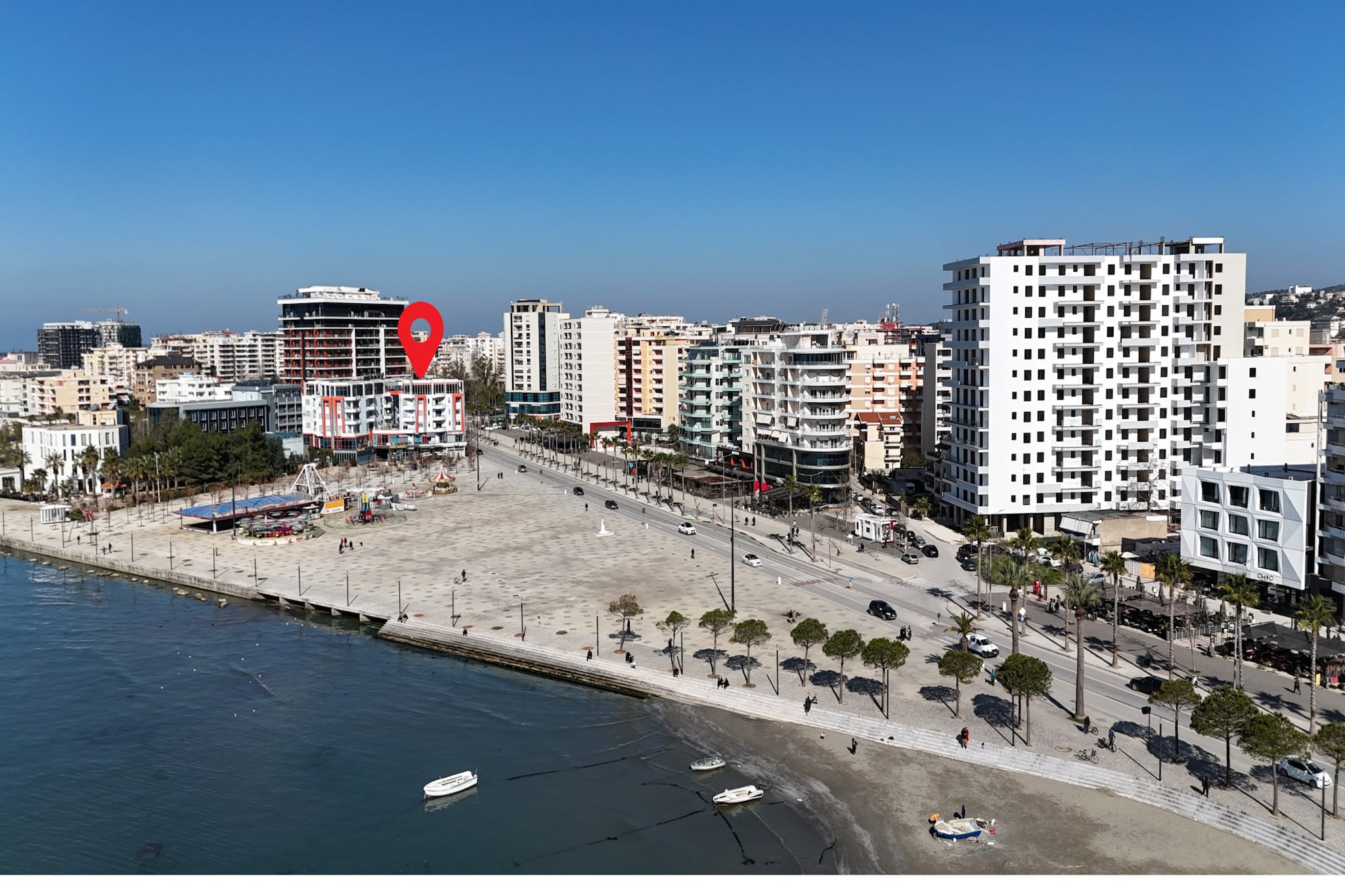 Holiday Apartment Central & Sea View-Buitenlucht