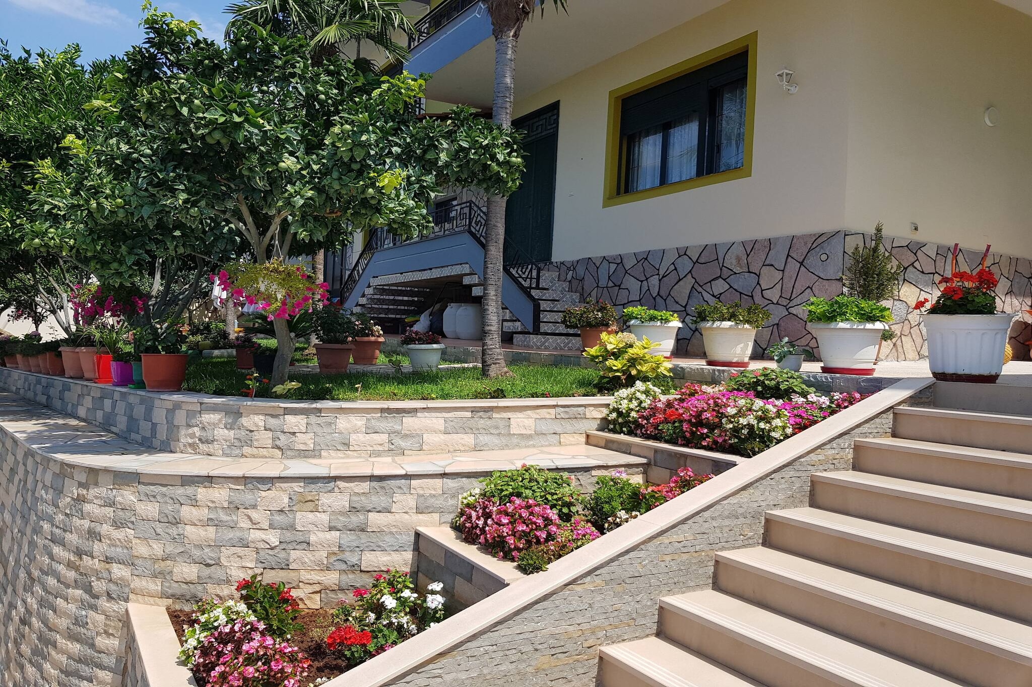 Villa Meminaj With Sea View & Garden-Hal-ontvangst