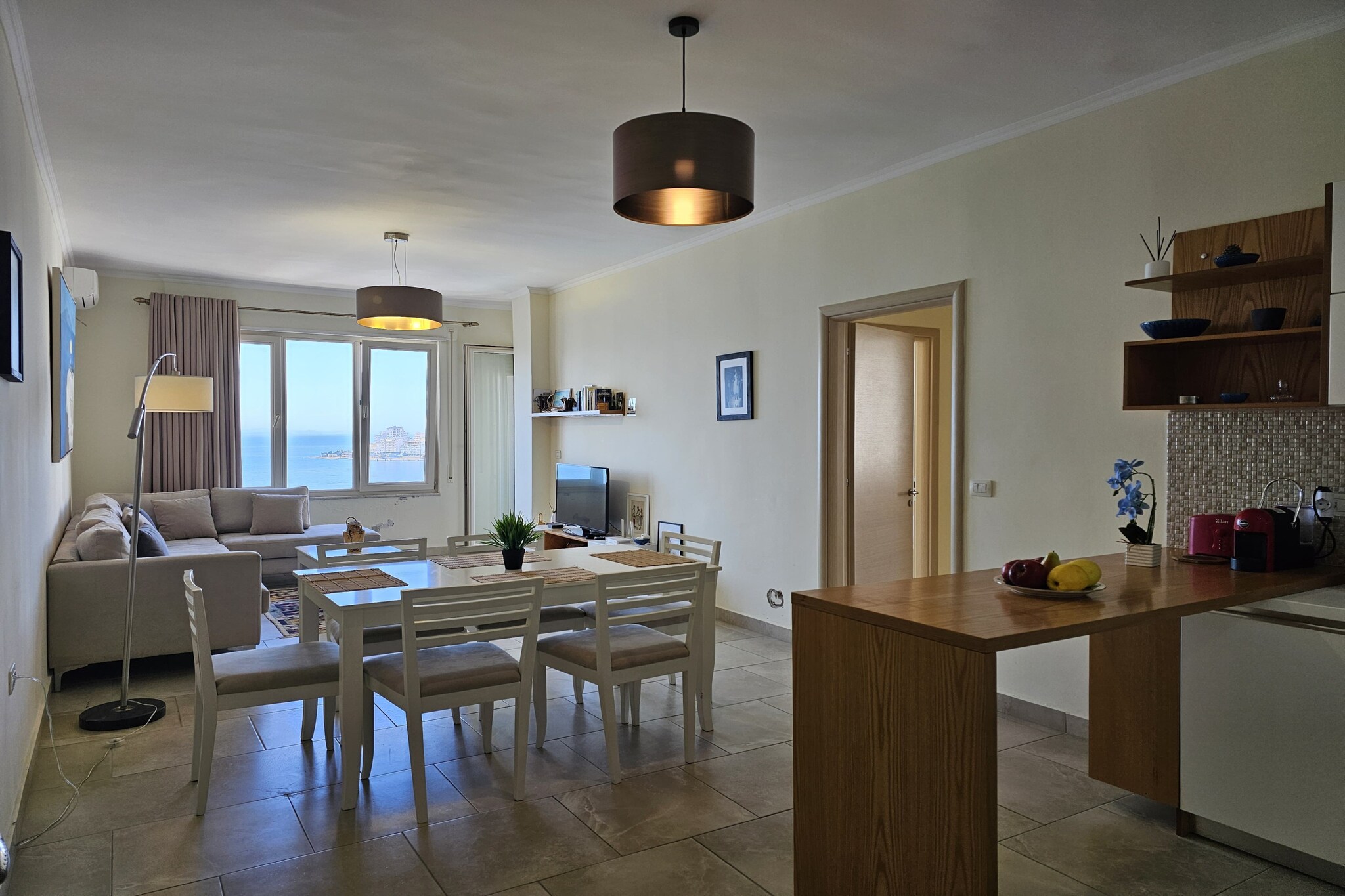 Two Bedroom Apartment With Sea View - 270-Esszimmer