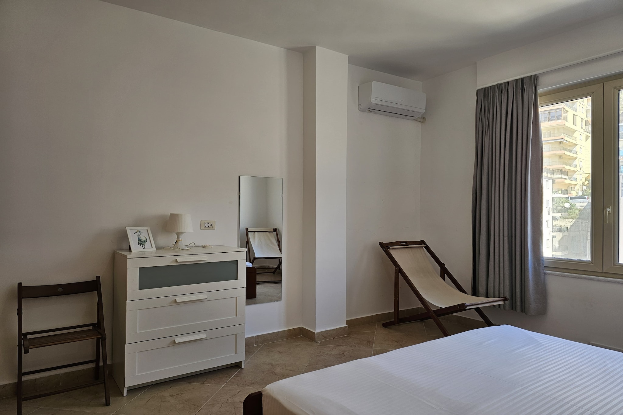 ALS180 - Albert Ap-Bedroom