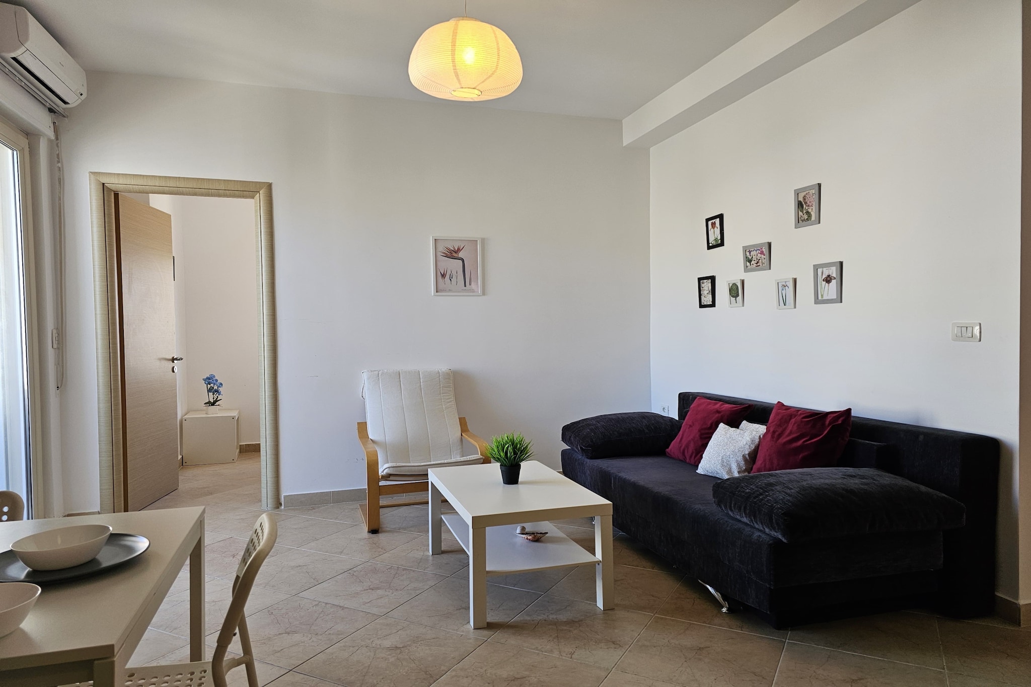 ALS180 - Albert Ap-Living room