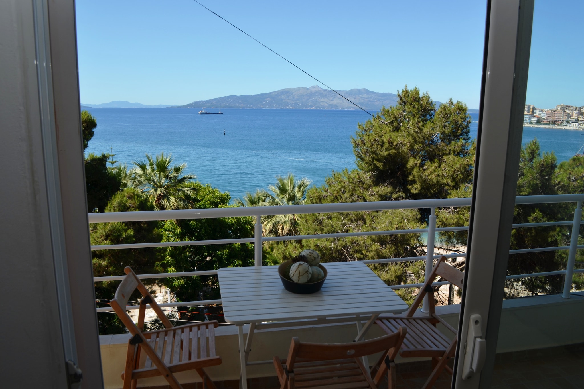 ALS093 - Jason - Saint Tropez Ap-Terrasbalkon