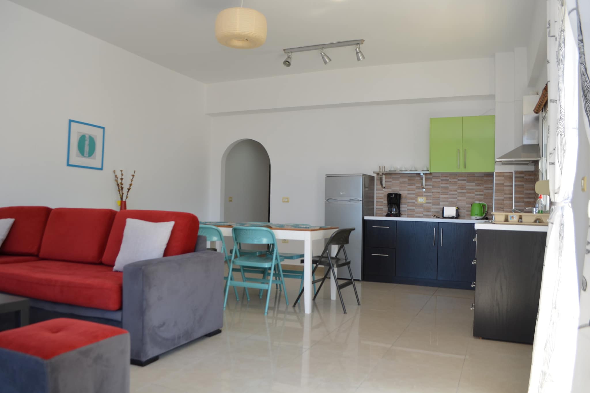 ALS093 - Jason - Saint Tropez Ap-Woonkamer
