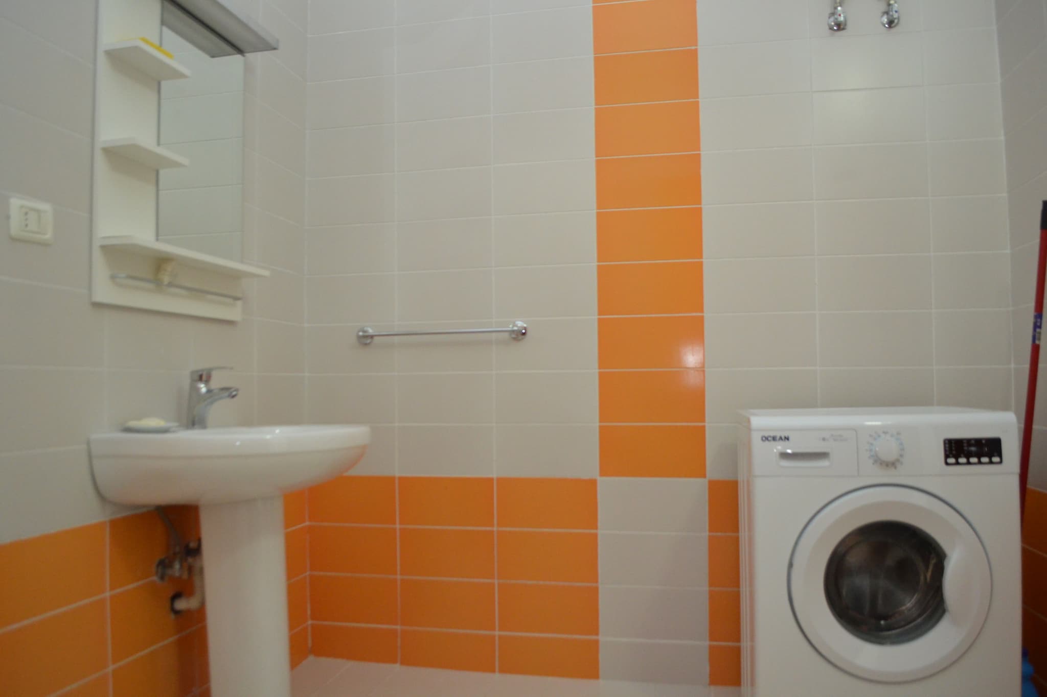 ALS093 - Jason - Saint Tropez Ap-Badkamer
