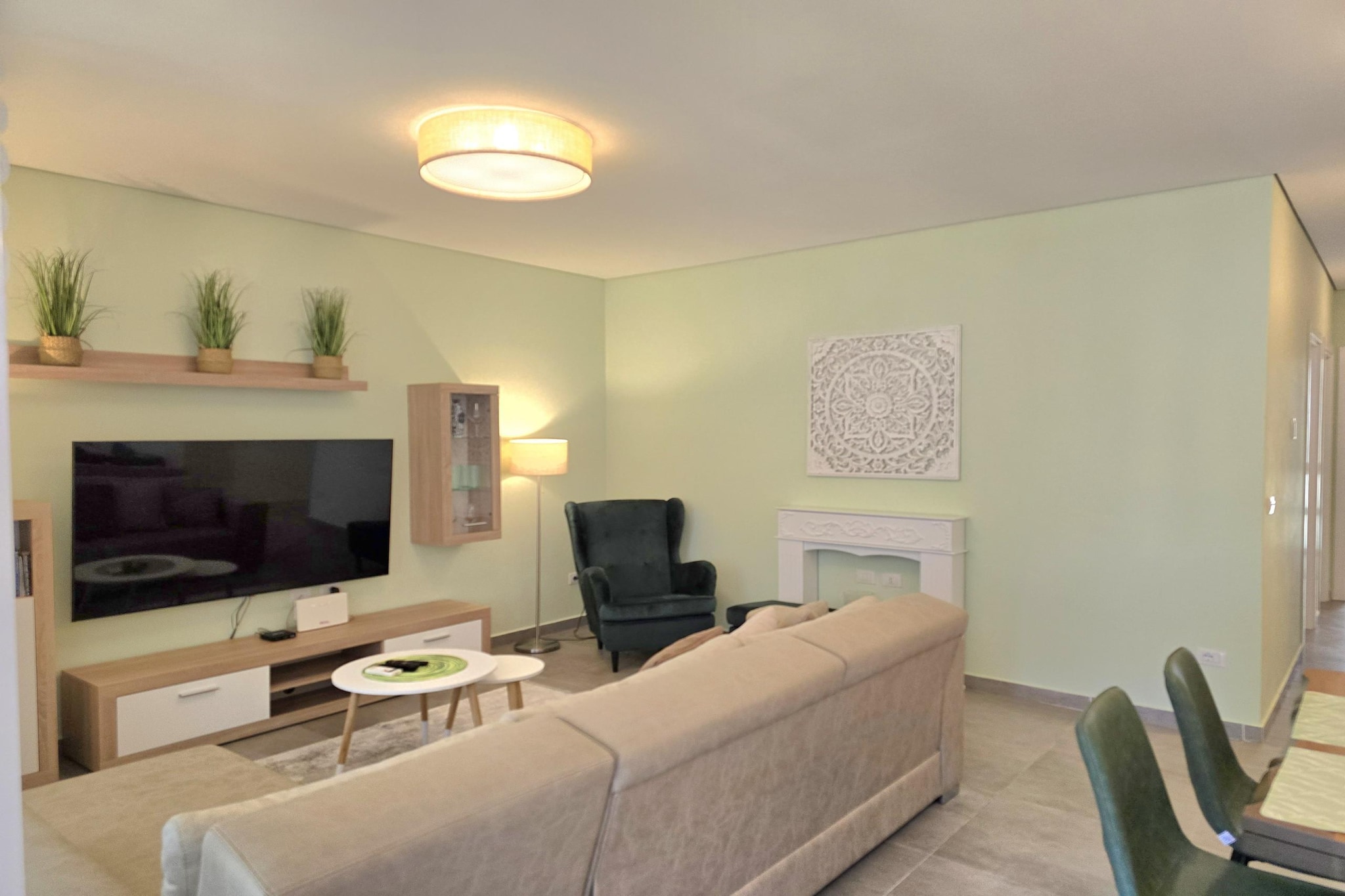 ALD290 - Michal San Pietro Lalez-Living room