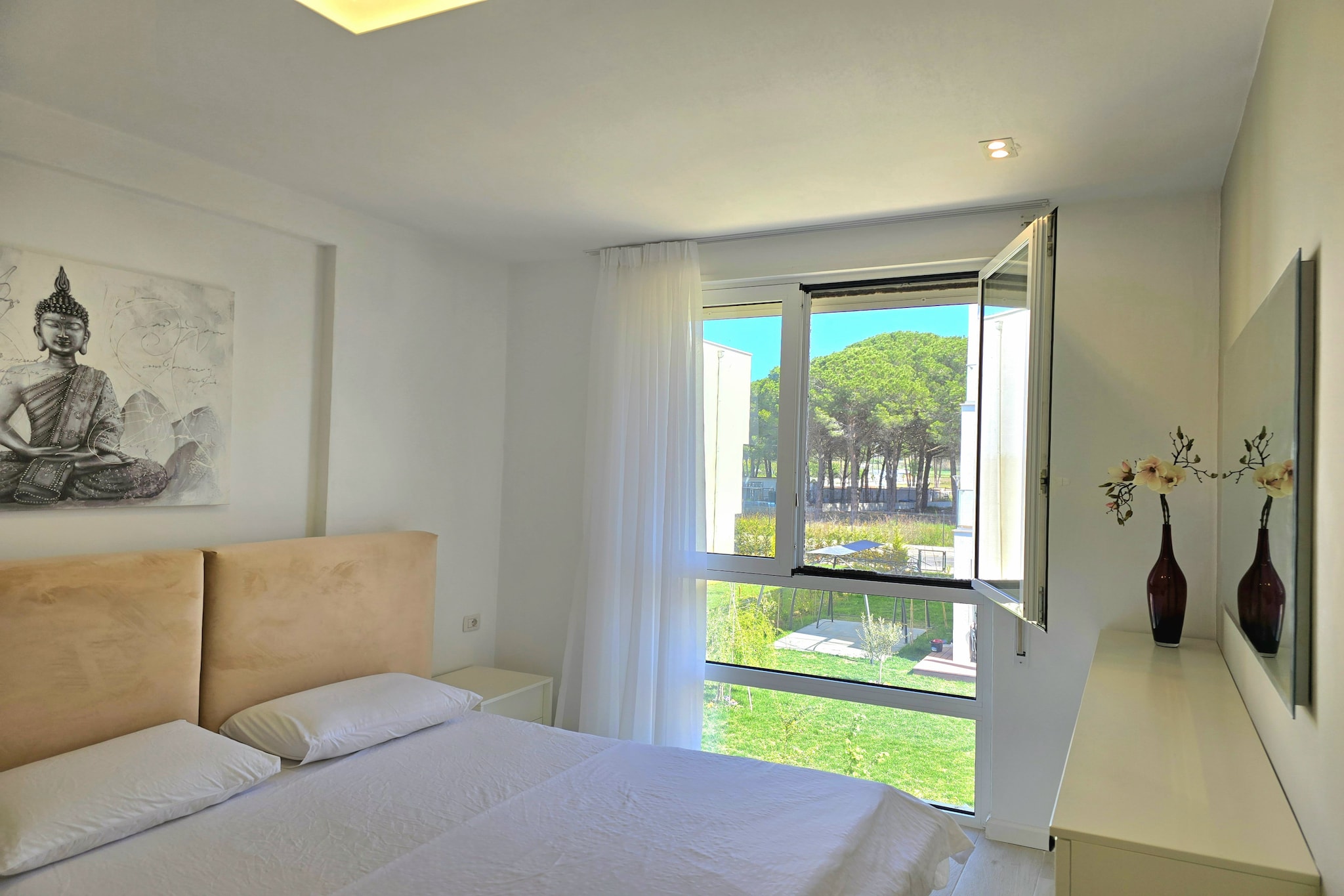 ALD294 - Josef San Pietro Lalez-Bedroom