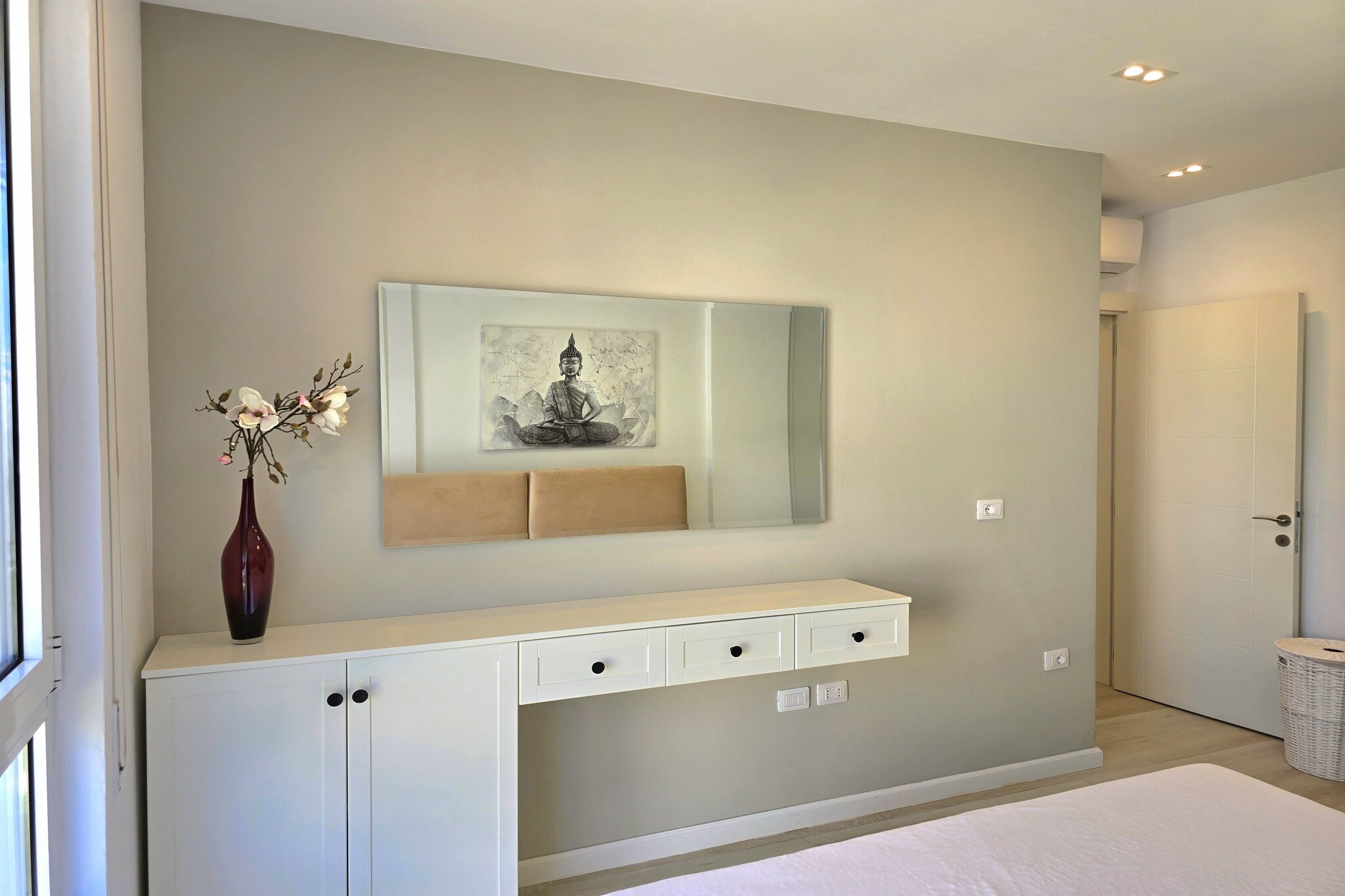 ALD294 - Josef San Pietro Lalez-Bedroom