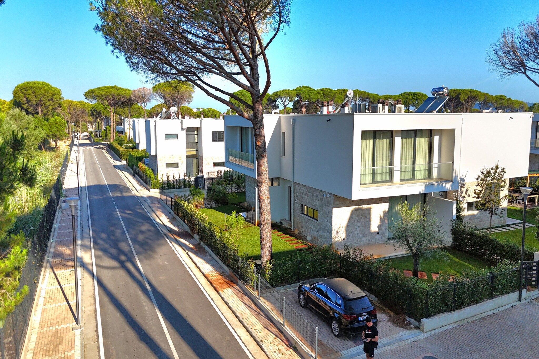 ALD294 - Josef San Pietro Lalez-Areas summer 1km