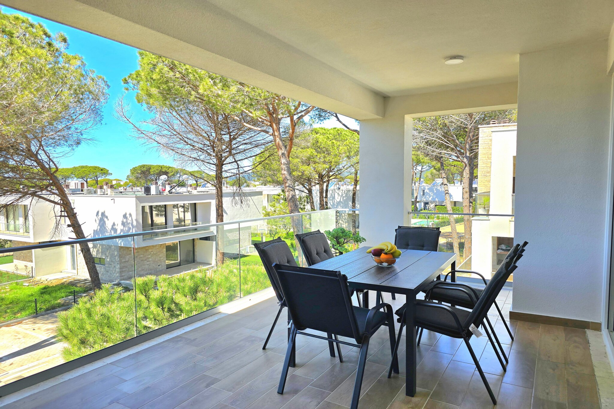 ALD295 - Damian San Pietro Lalez-Balcon-terrasse
