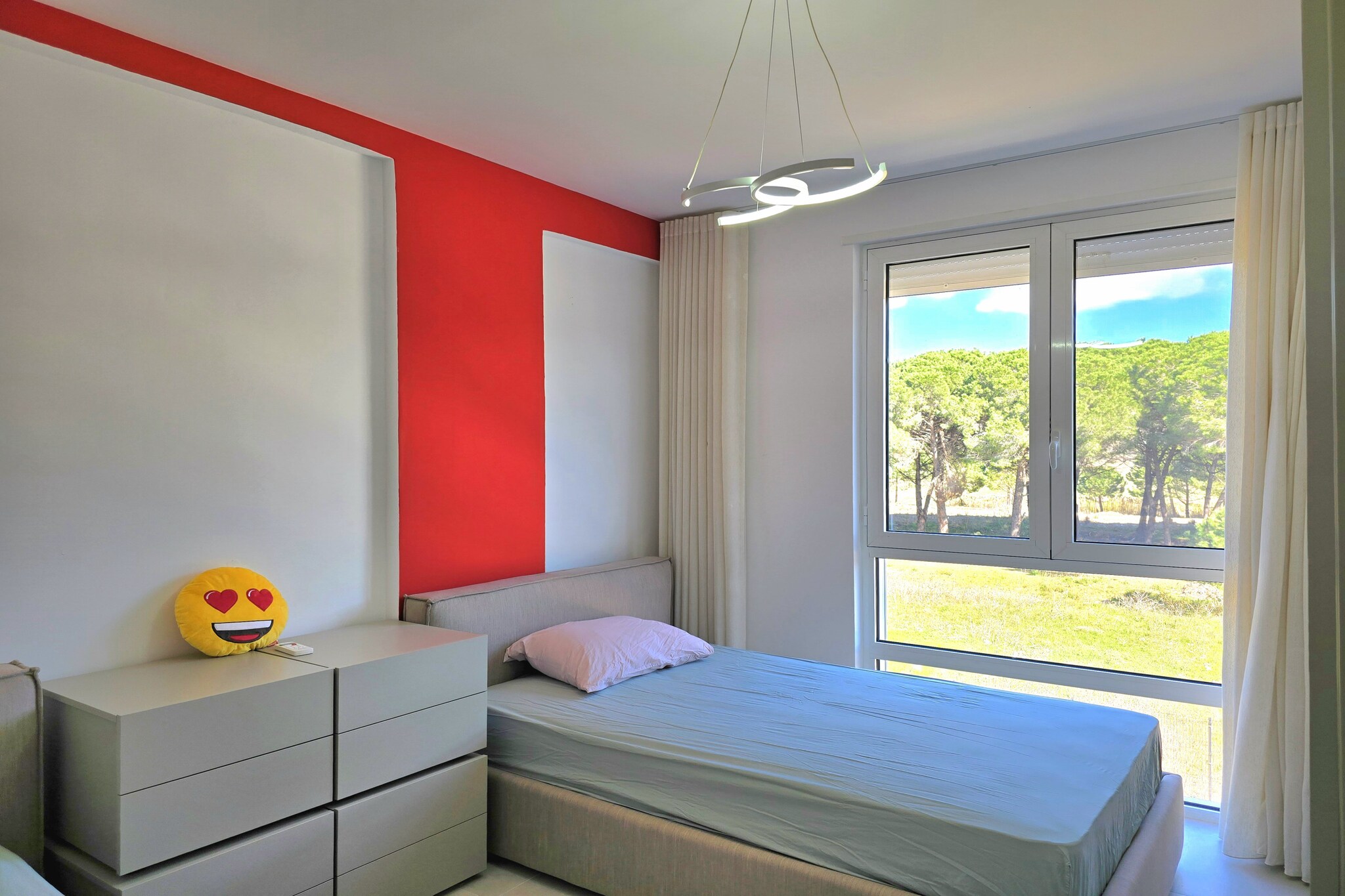 ALD297 - Ilir Muji San Pietro Lalez-Chambre
