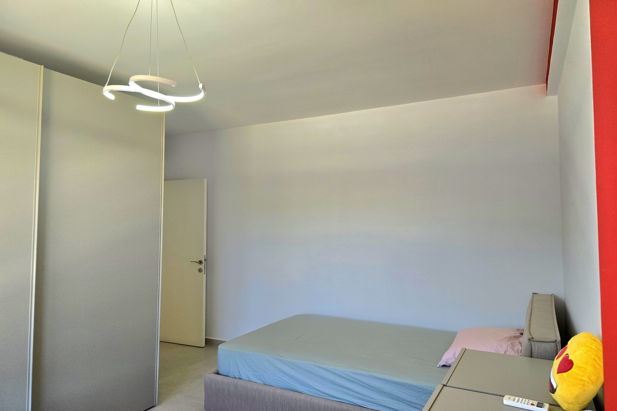 ALD297 - Ilir Muji San Pietro Lalez-Chambre