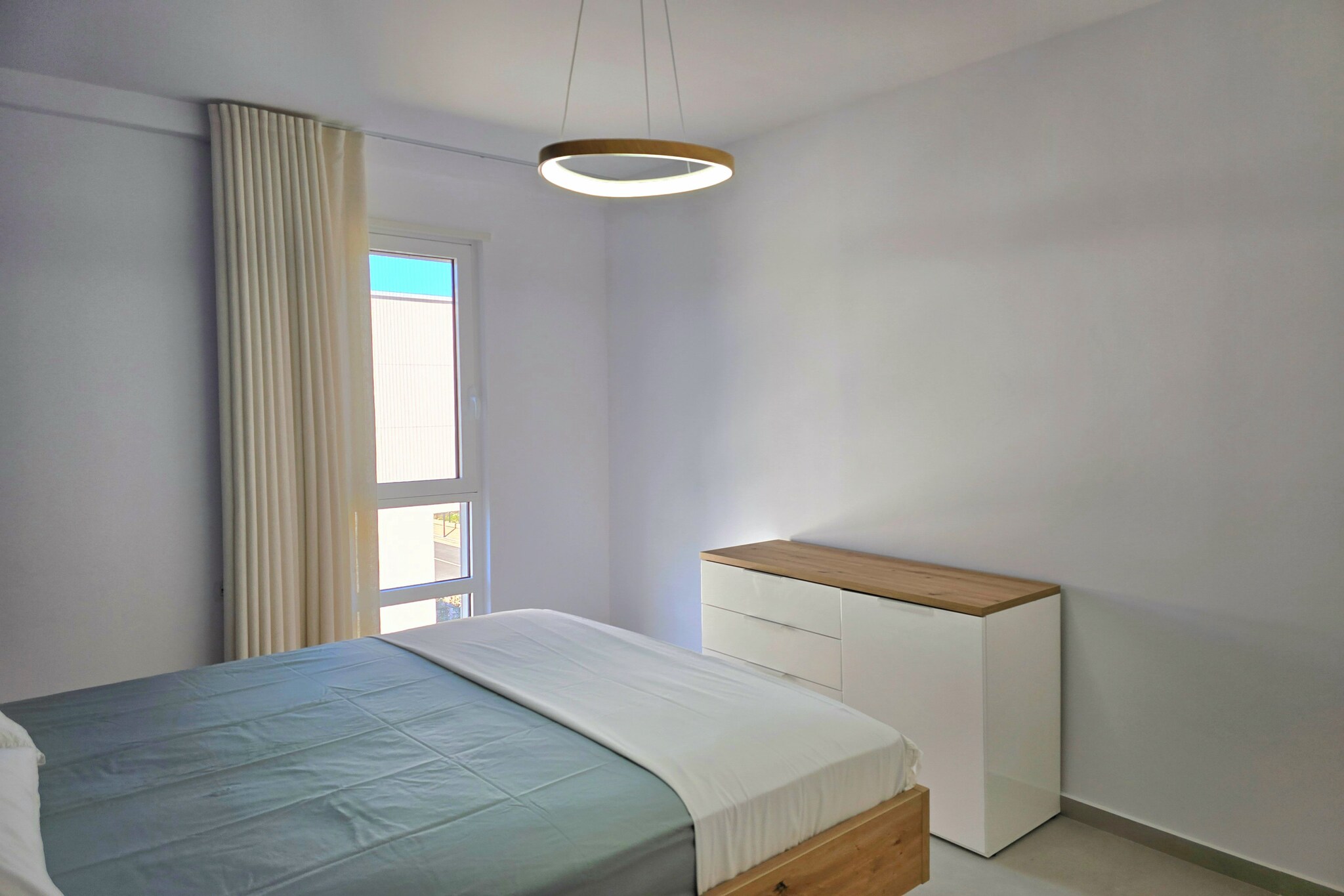 ALD297 - Ilir Muji San Pietro Lalez-Chambre