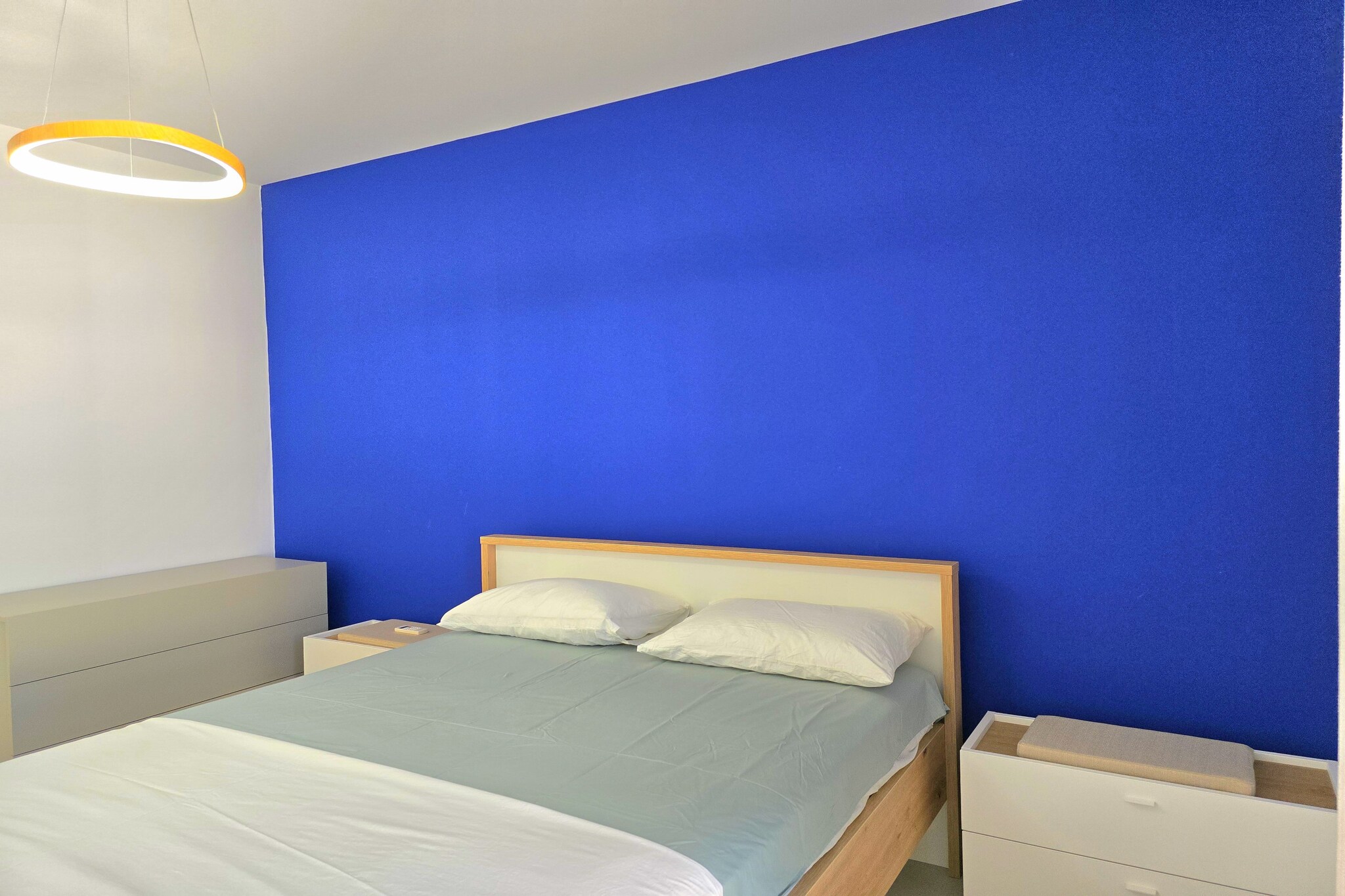 ALD297 - Ilir Muji San Pietro Lalez-Chambre