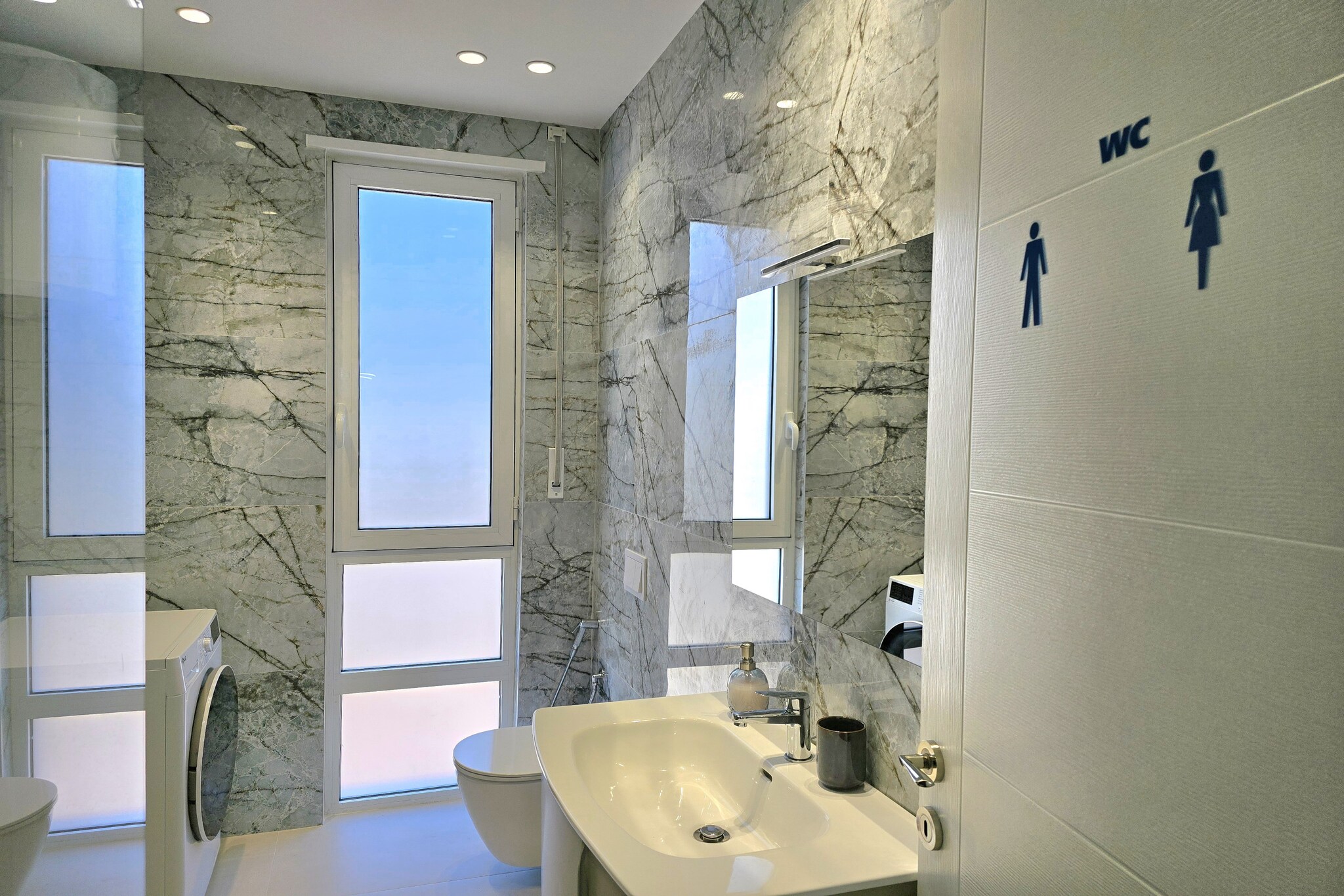 ALD297 - Ilir Muji San Pietro Lalez-Salle de bain