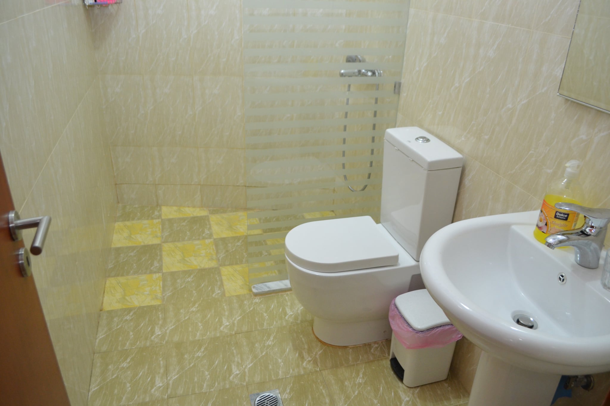 ALS011 - Klasi Ap Blue Horizons-Bathroom