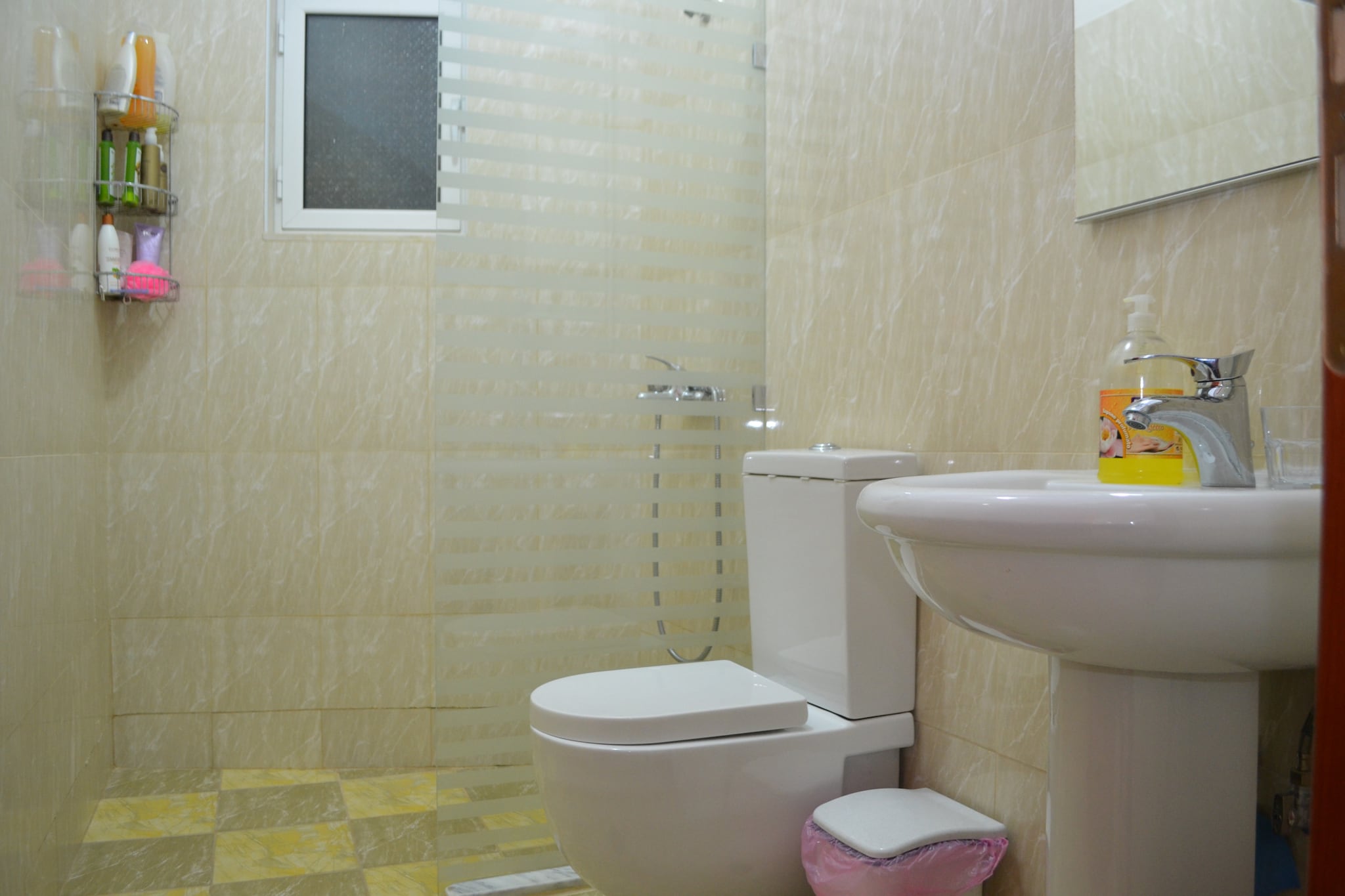 ALS011 - Klasi Ap Blue Horizons-Bathroom