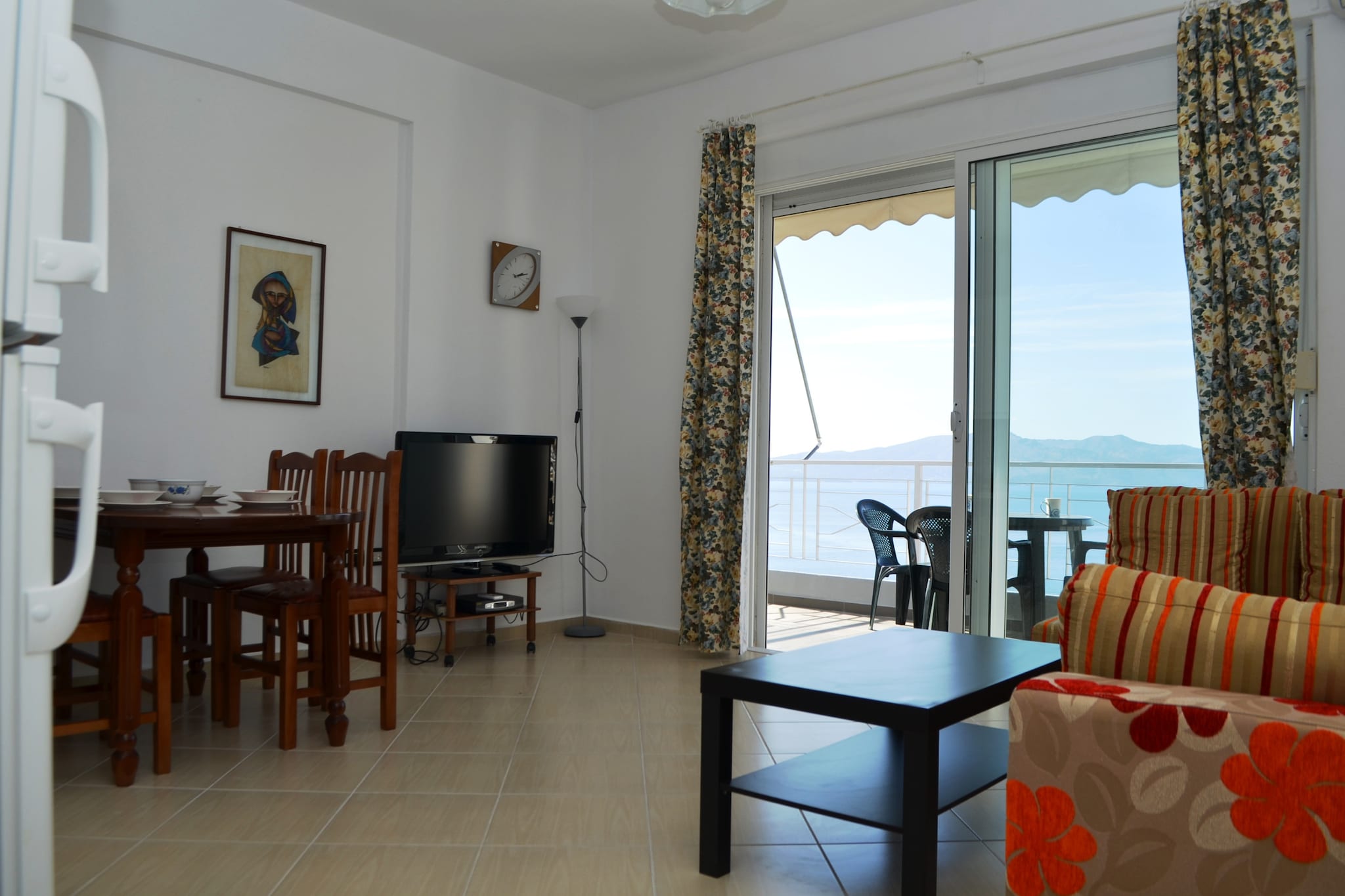 Two Bedroom Apartment With Sea View - 287-Salon