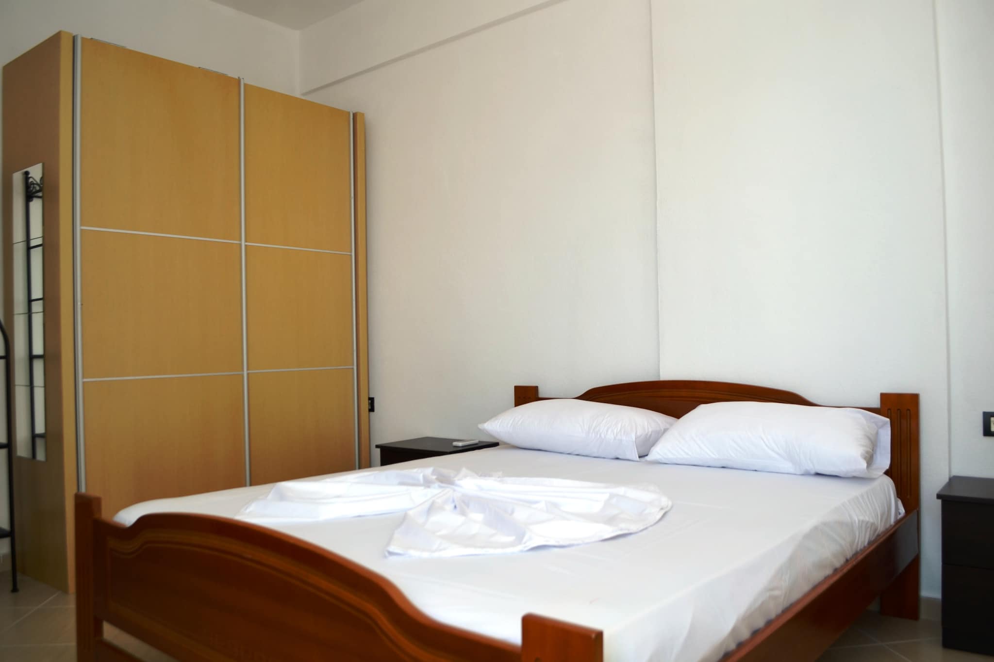 Two Bedroom Apartment With Sea View - 287-Chambre