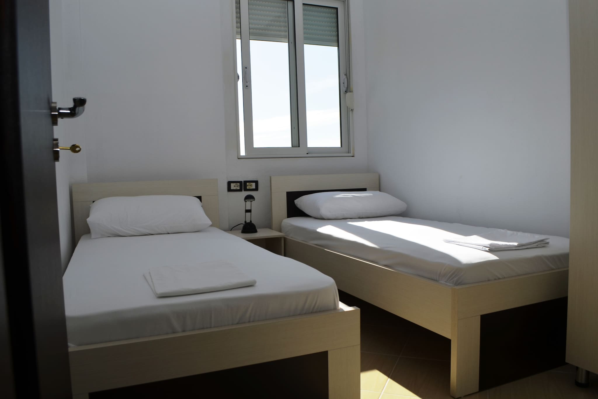 Two Bedroom Apartment With Sea View - 287-Chambre