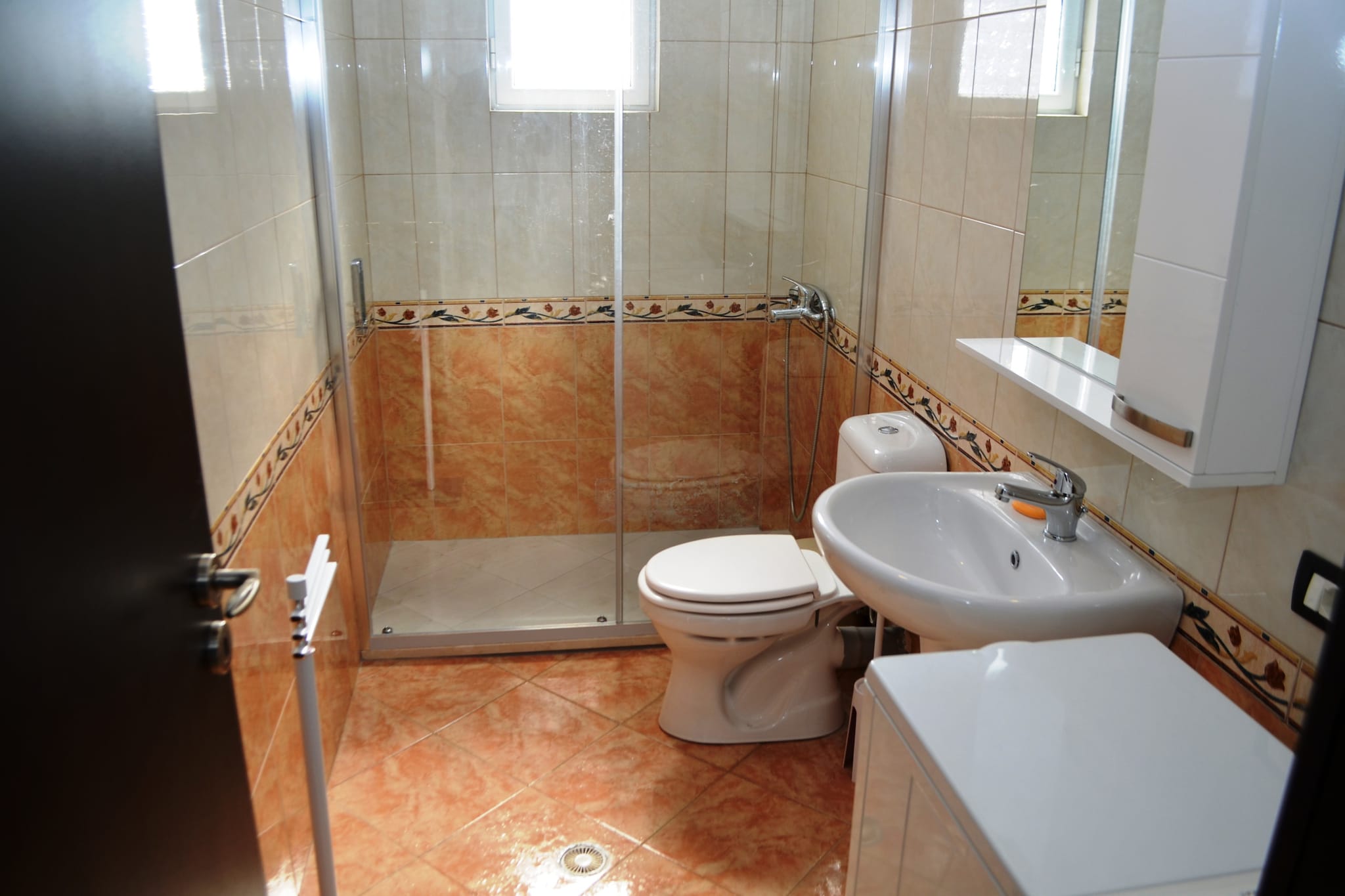 Two Bedroom Apartment With Sea View - 287-Salle de bain